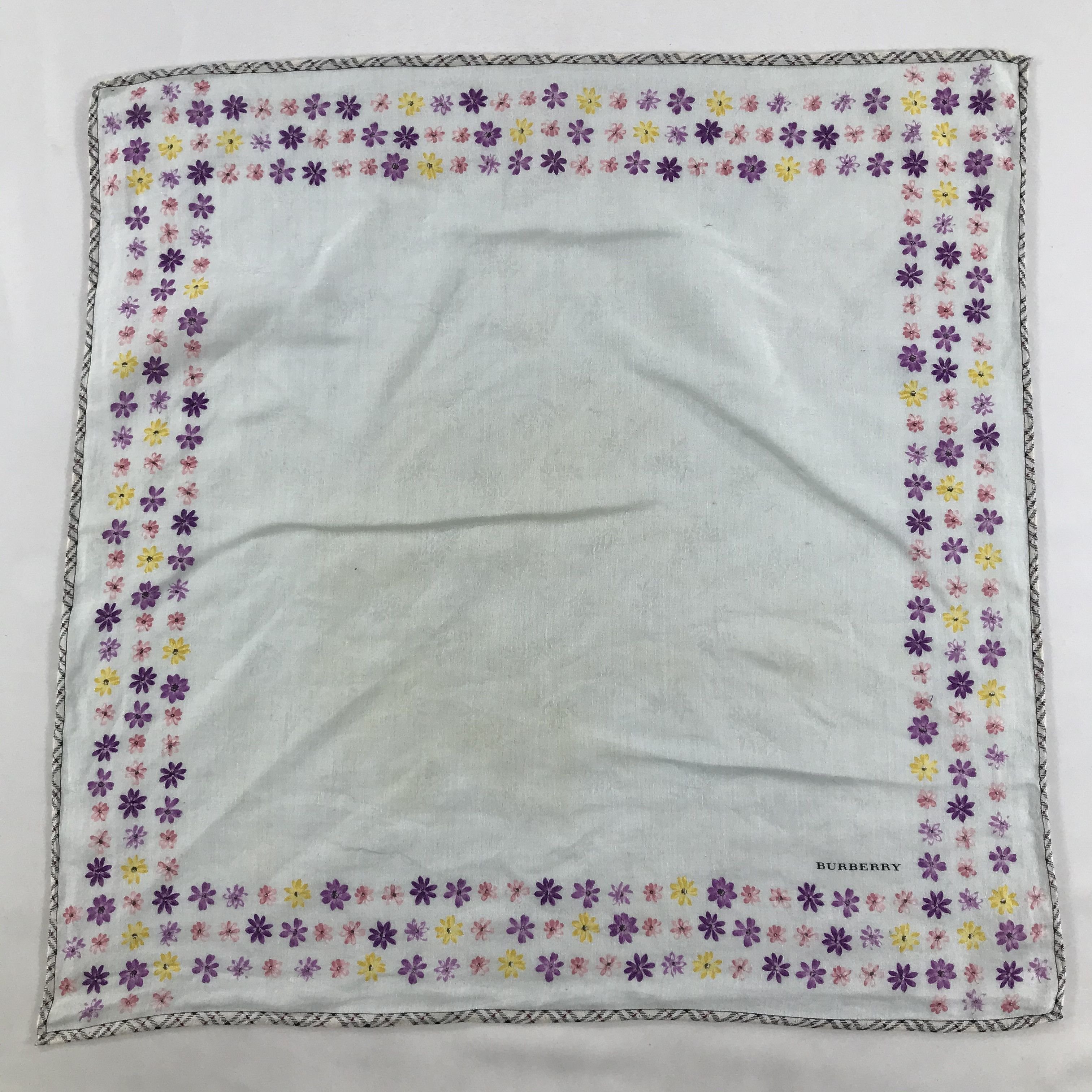 Burberry × Vintage Burberry Bandana / Handkerchief / Neckerchief - S1680 Size ONE SIZE - 1 Thumbnail
