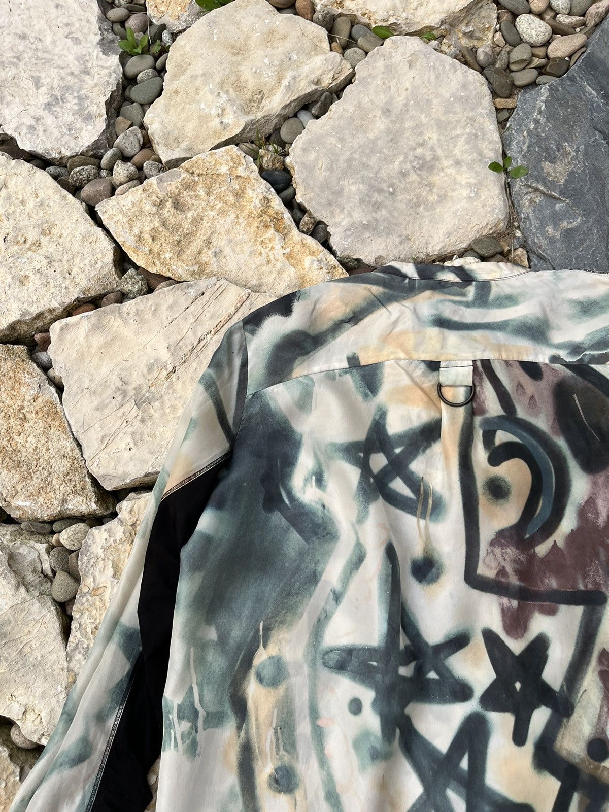 Acne Studios × Vintage Vintage Acne Studios AW10 silk shirt grafiti star full print Size XS / US 0-2 / IT 36-38 - 20 Thumbnail
