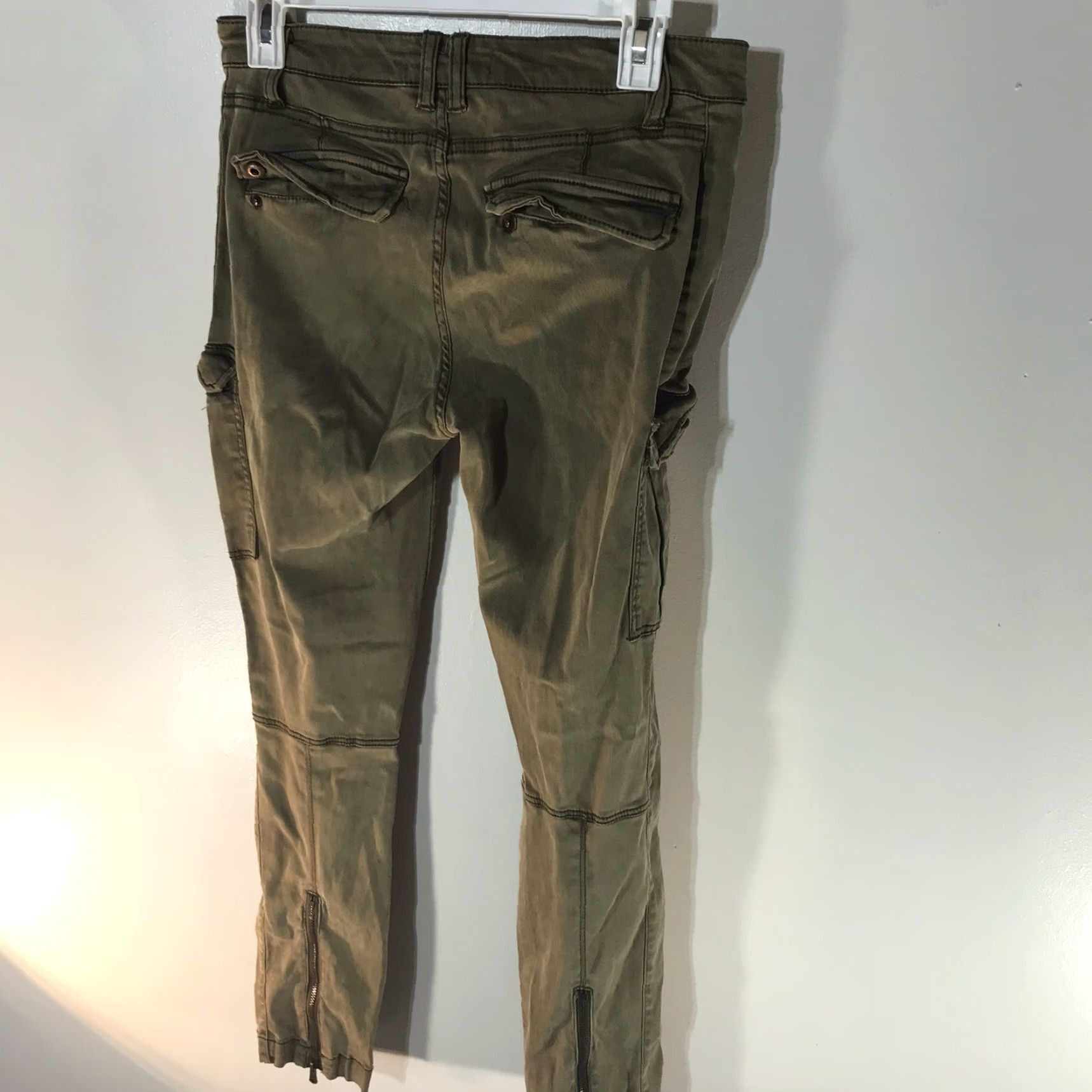 H&M Logg H&M Cargo Leggings Juniors Size 8 Womens Green Zippers Pockets Size 30" / US 8 / IT 44 - 2 Thumbnail