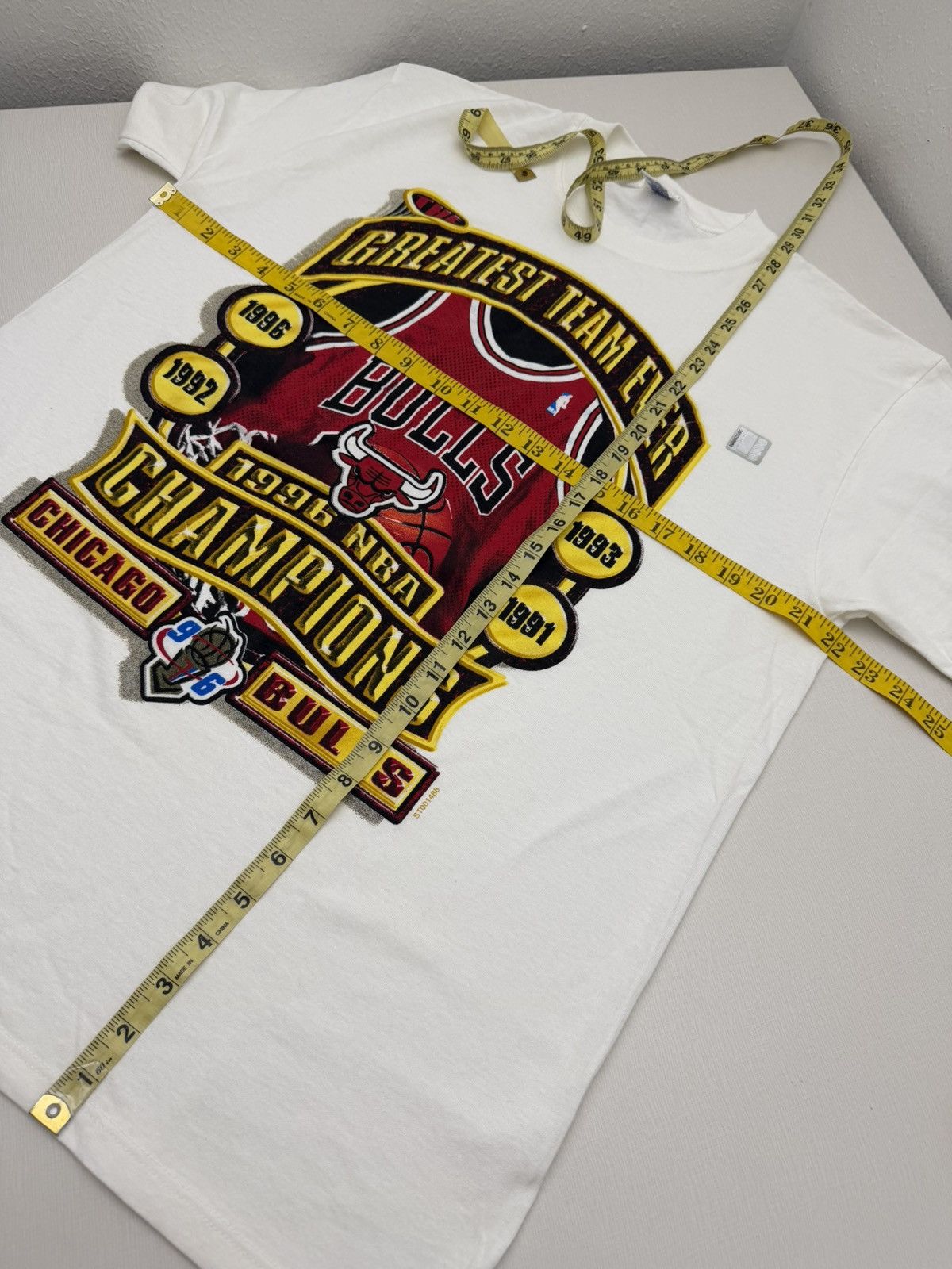 Starter Vintage Deadstock Chicago Bulls 1996 NBA Champs Bundle Size US XXL / EU 58 / 5 - 14 Thumbnail