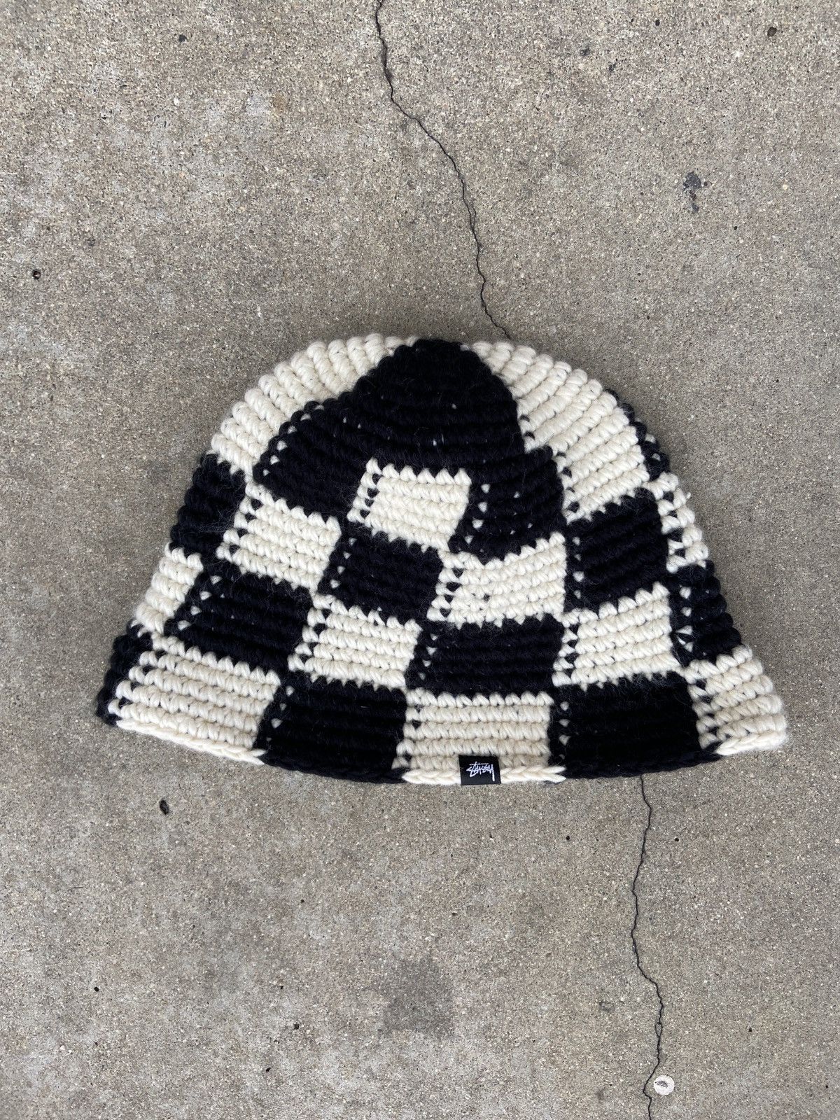 image of Stussy Checker Knit Bucket Hat in White, Men's