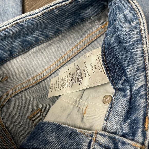 Good American NWT Good American The Weekender Jeans Light Wash Straight Sz Size 26" / US 2 / IT 38 - 4 Thumbnail