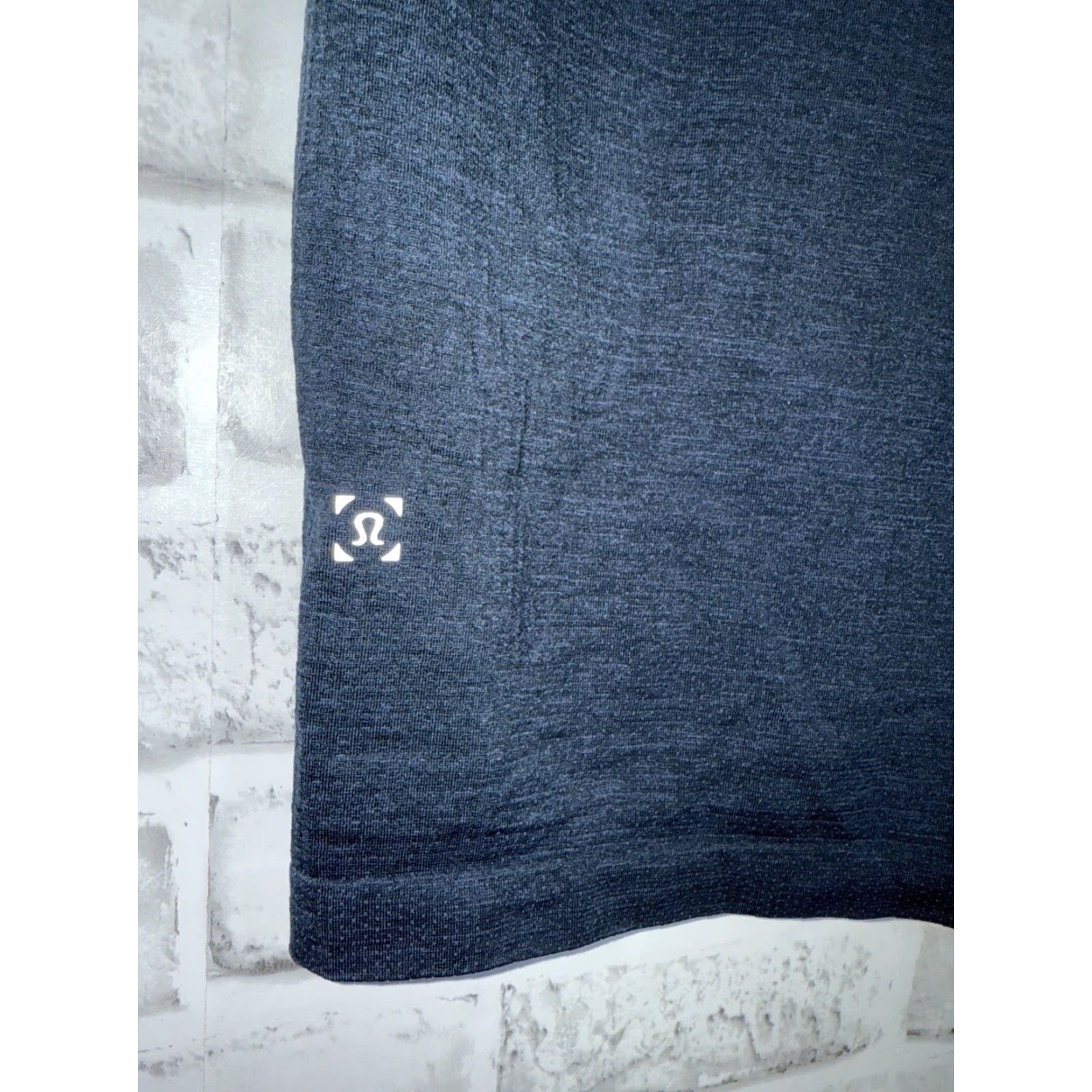 Lululemon Lululemon Polo Shirt Mens Medium Blue Short Sleeve Athletic Golf Casual Business Size US M / EU 48-50 / 2 - 5 Thumbnail