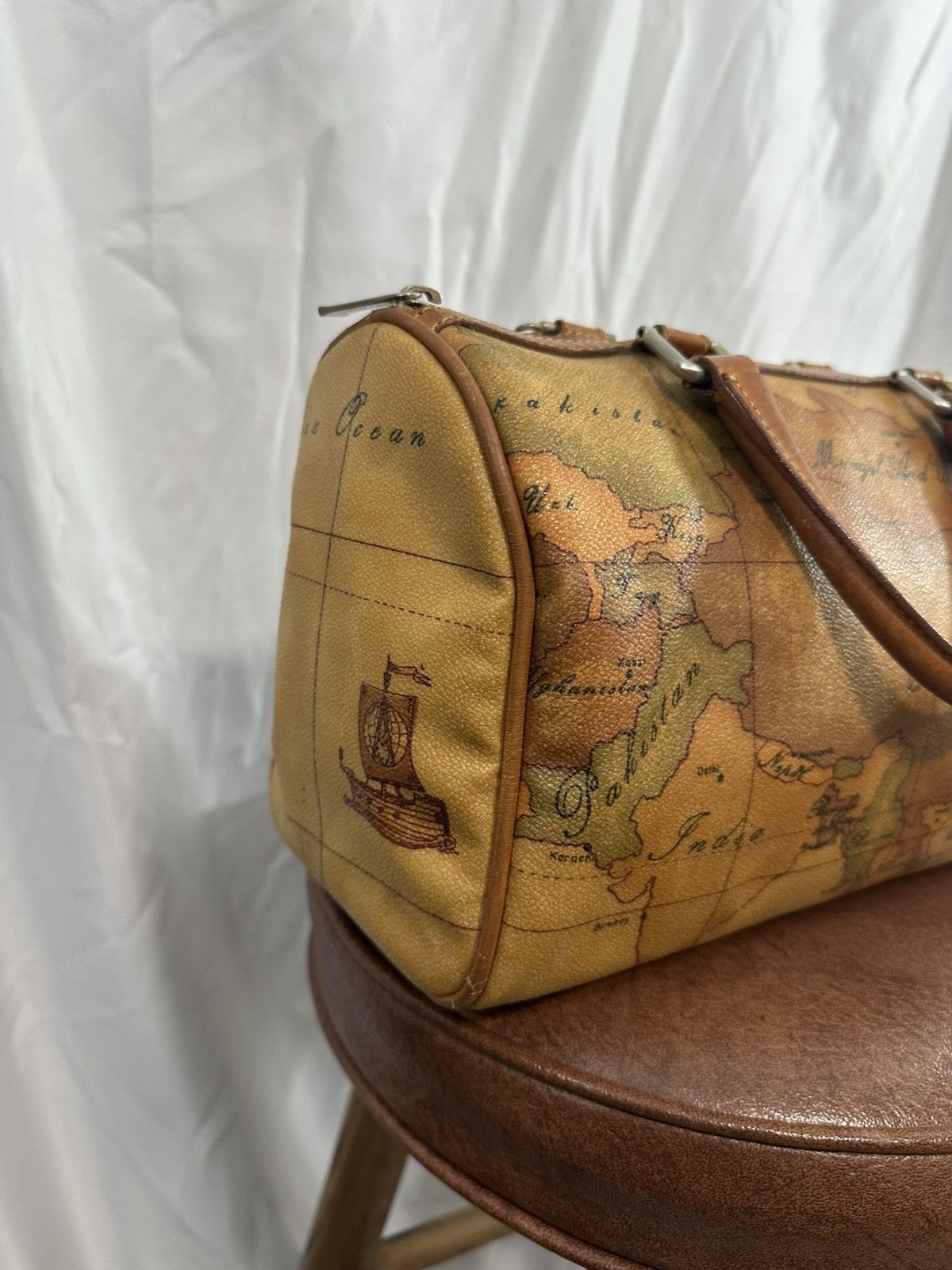 Vintage L’Classe Vintage Handlebag Size ONE SIZE - 3 Thumbnail