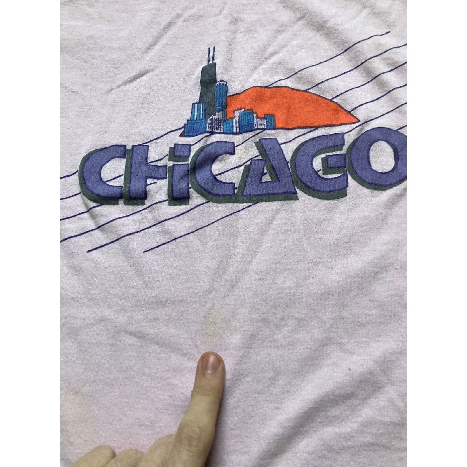 Vintage VTG 80s Signal Chicago Tourist T Shirt Size Large Pink Single Stitch Art Deco Men Size US L / EU 52-54 / 3 - 5 Thumbnail