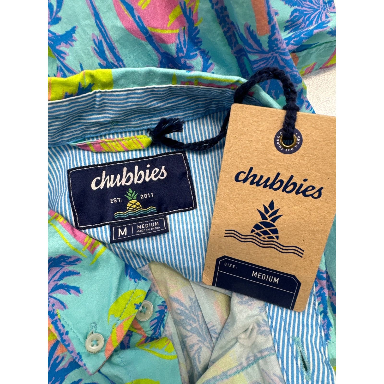 Chubbies Chubbies Friday Shirt Aqua Short sleeve Button-up men sz M Size US M / EU 48-50 / 2 - 6 Thumbnail