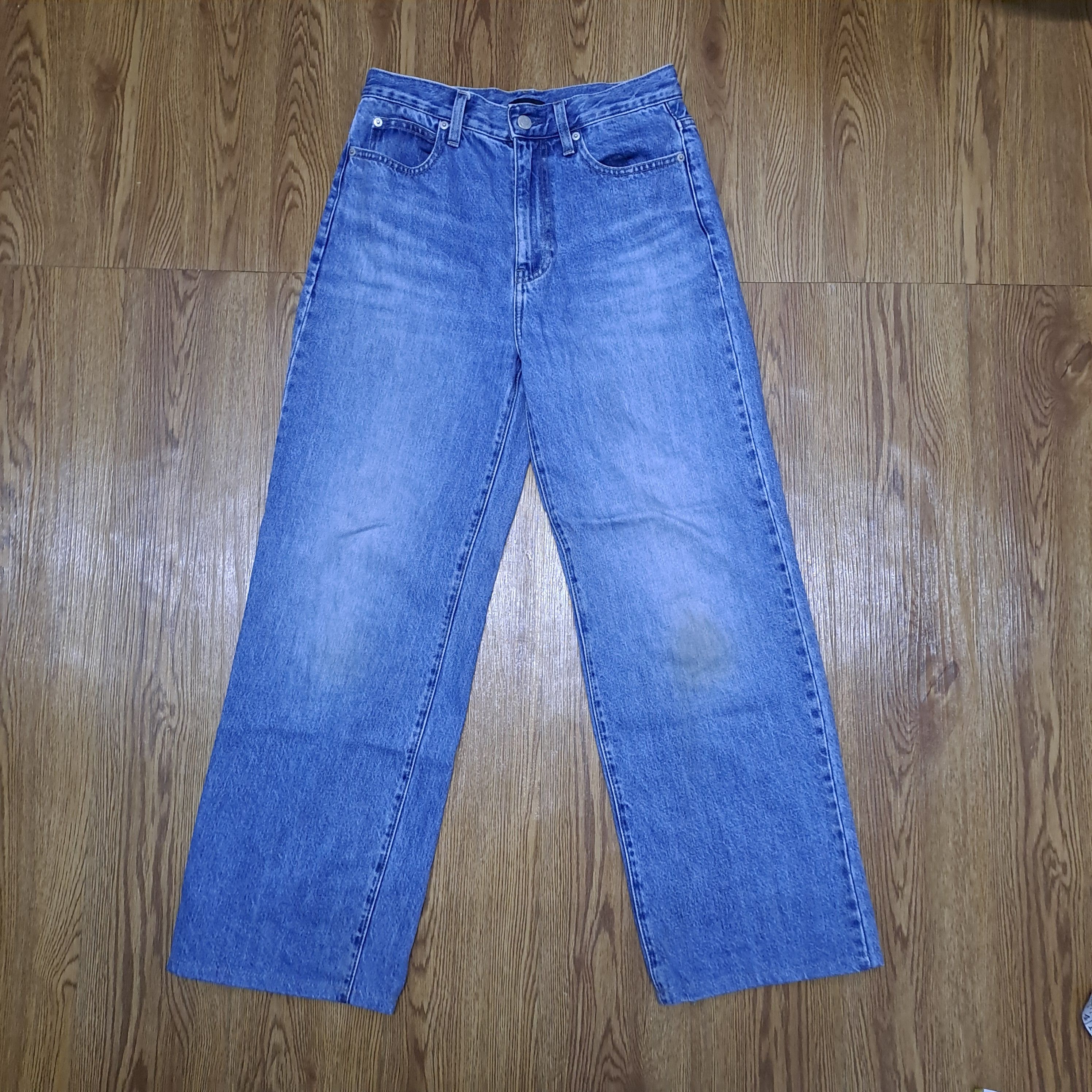 Uniqlo Uniqlo Wide/Baggy Jeans Size US 30 / EU 46 - 1 Thumbnail