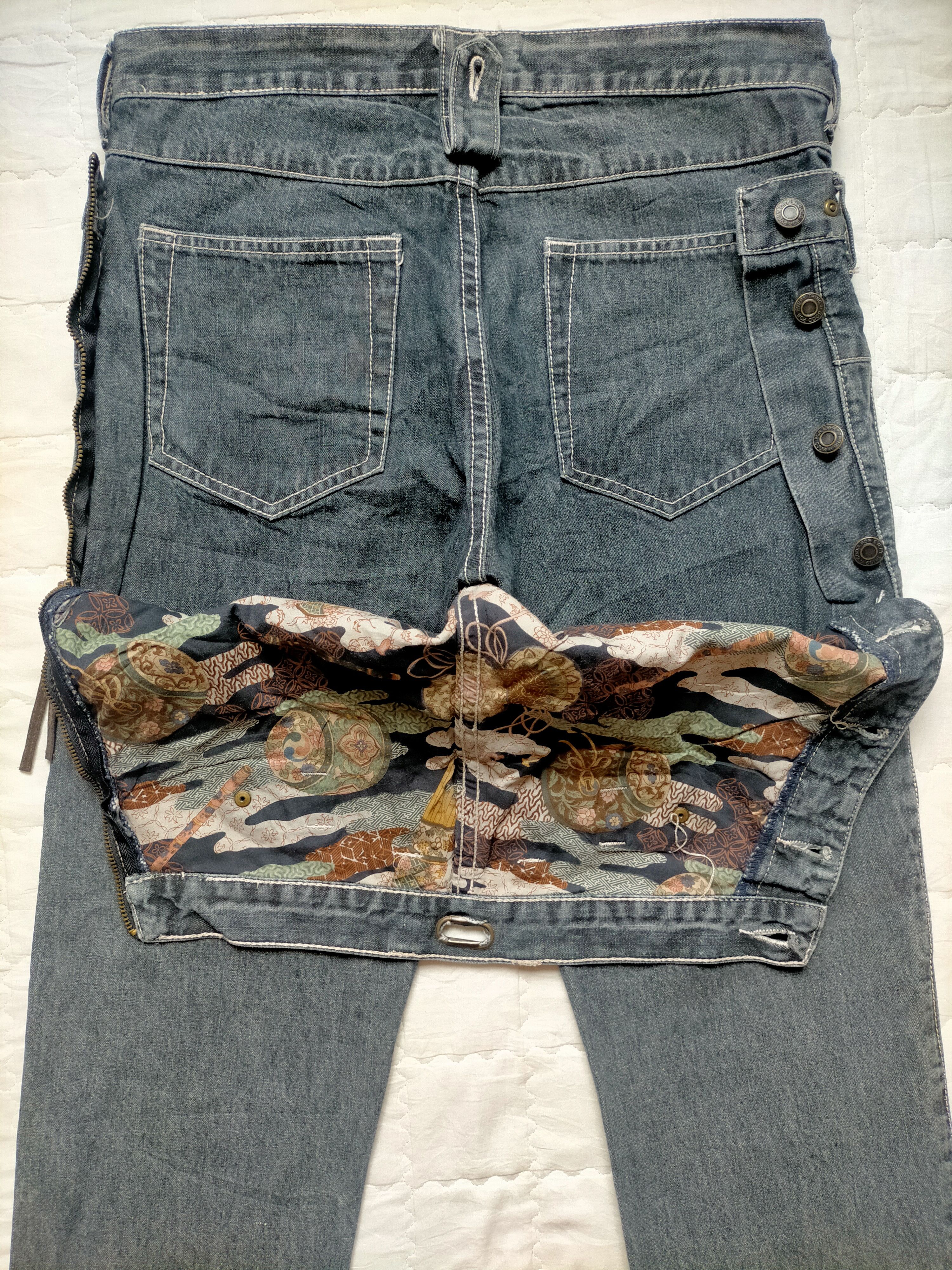Le Grande Bleu (L.G.B.) 🔥Rare Dog House Double Waist Buckleback Black jeans Size US 32 / EU 48 - 12 Thumbnail