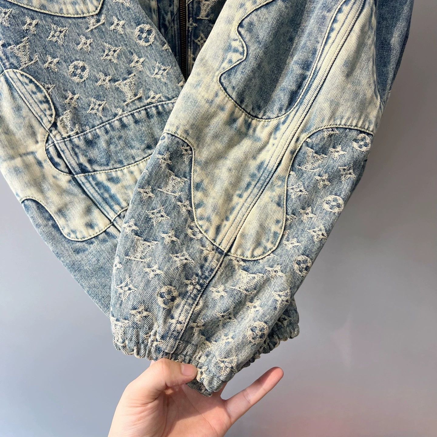 Louis Vuitton 【LV】Louis Vuitton Nigo Collaboration Structured Denim Jacket Size XXL / US 16-18 / IT 52-54 - 5 Thumbnail