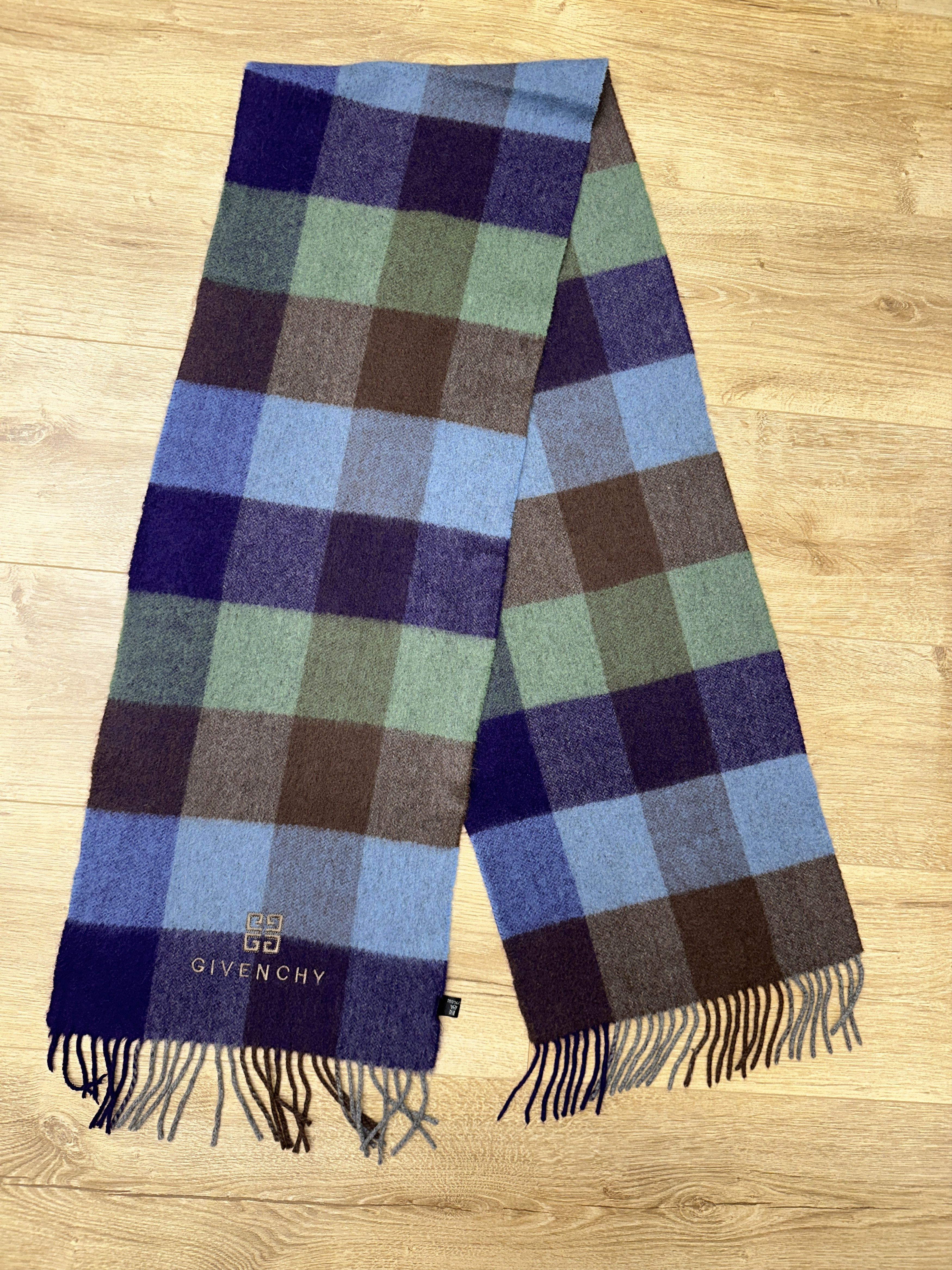 Givenchy Givenchy 100% Cashmere Check 4G Logo Scarf 180x30cm Size ONE SIZE - 1 Thumbnail