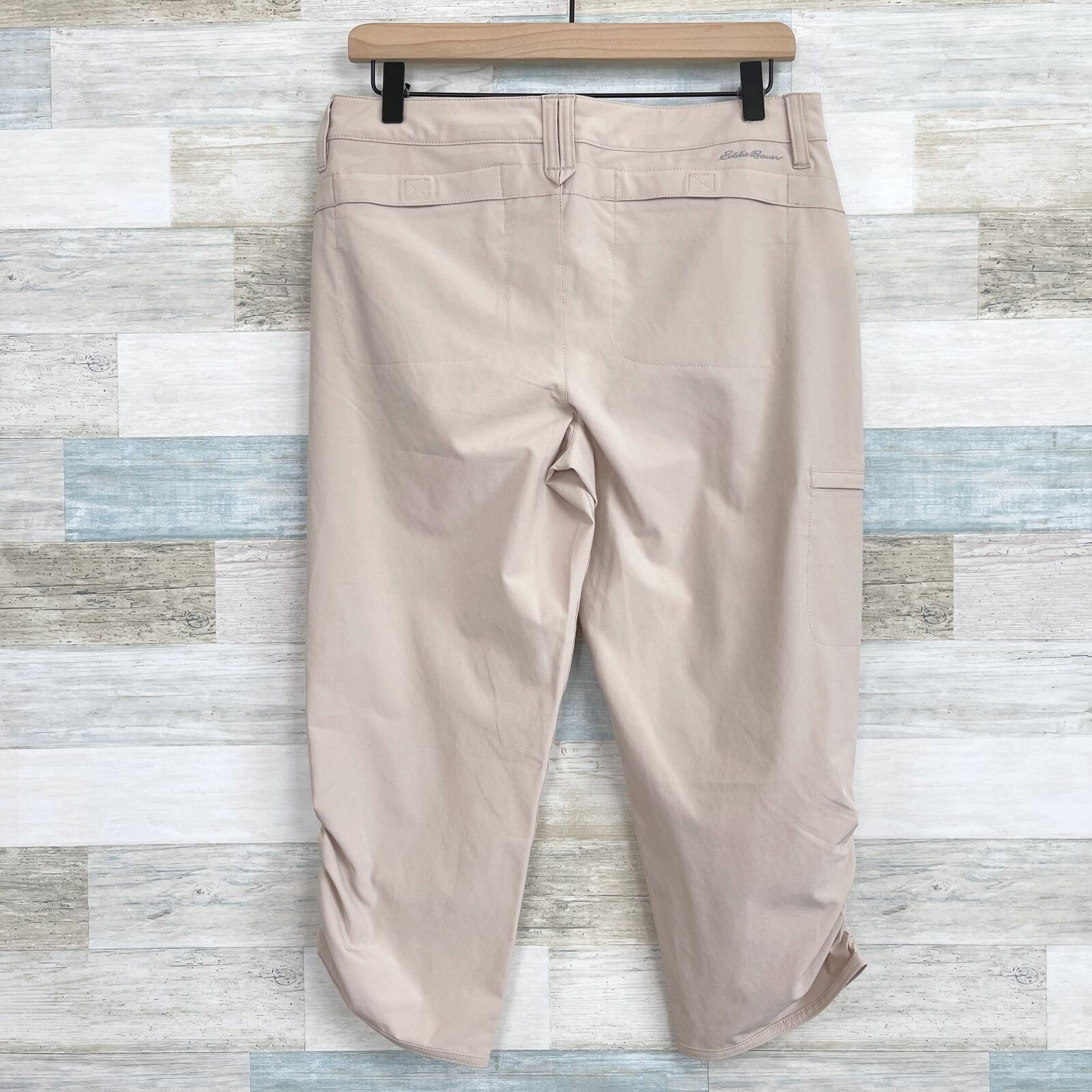 Eddie Bauer Eddie Bauer Ruched Hem Capri Hiking Pants Beige Mid Womens 6 Size 28" / US 6 / IT 42 - 5 Thumbnail