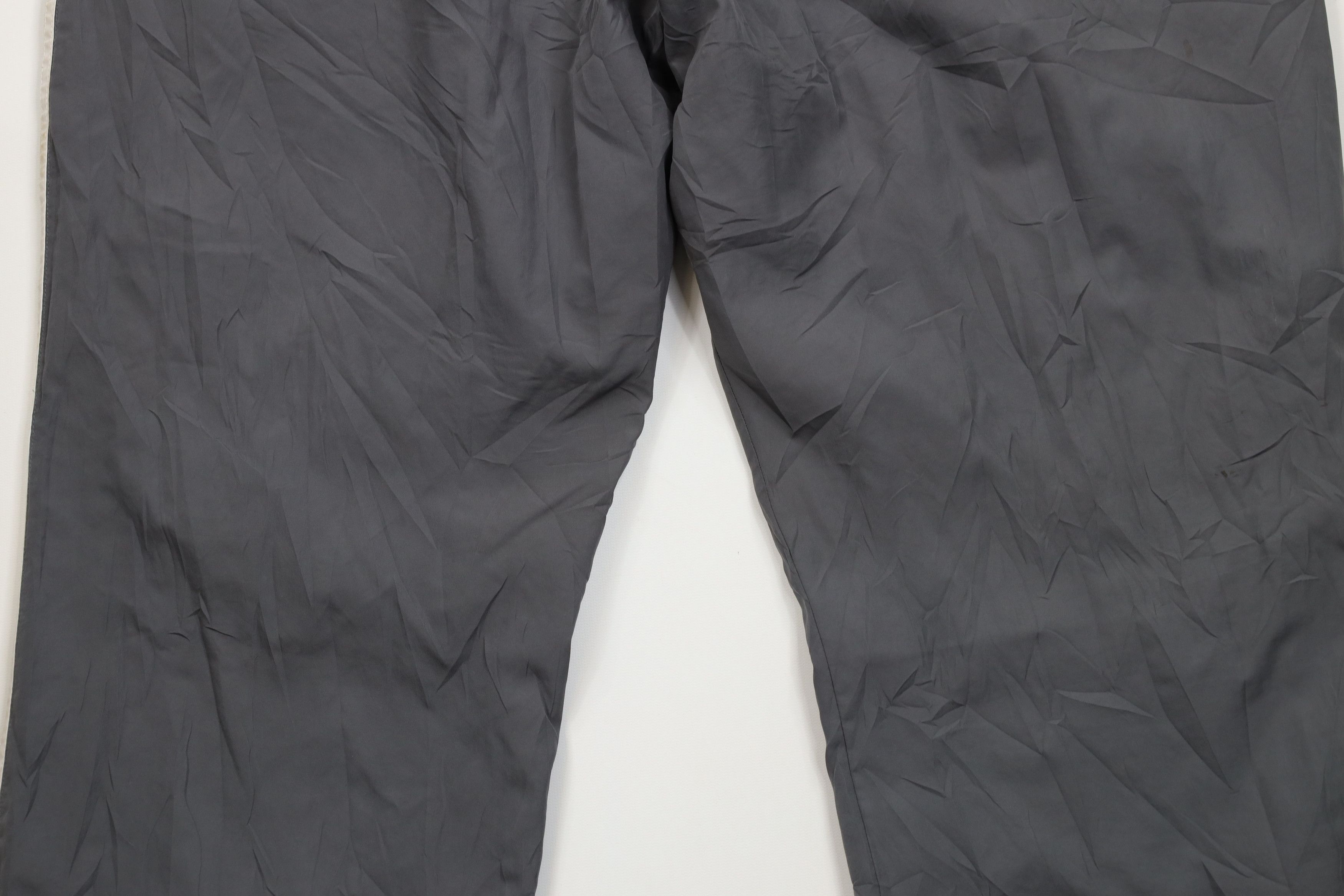 Nike Vintage Nike Swoosh Lined Wide Leg Windbreaker Pants Gray Size US 38 / EU 54 - 15 Thumbnail