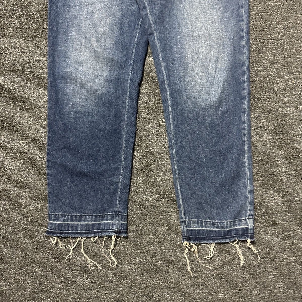 Gucci Gucci Logo Emboidered blue Jeans Size US 36 / EU 52 - 2 Thumbnail