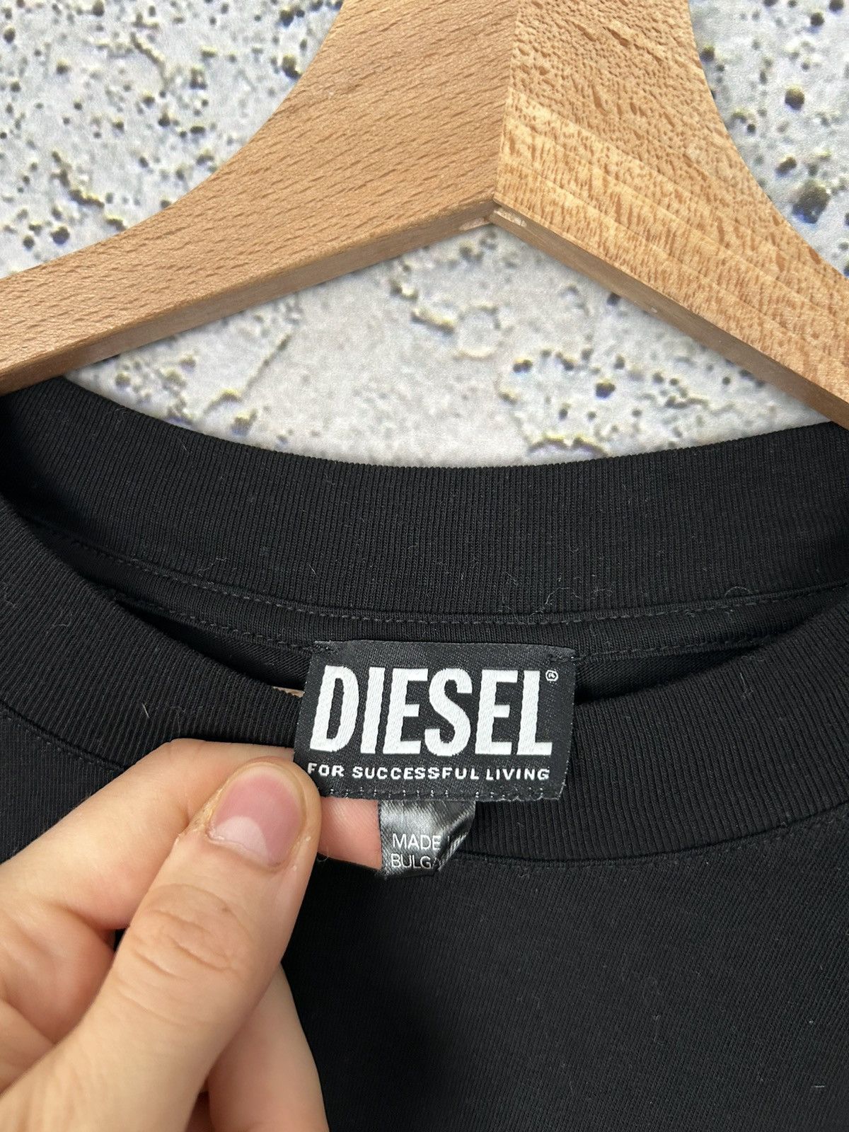 Diesel × Vintage Vintage Diesel Y2K Use Less Useless Graphic Tee Hype Skate Size US L / EU 52-54 / 3 - 3 Thumbnail