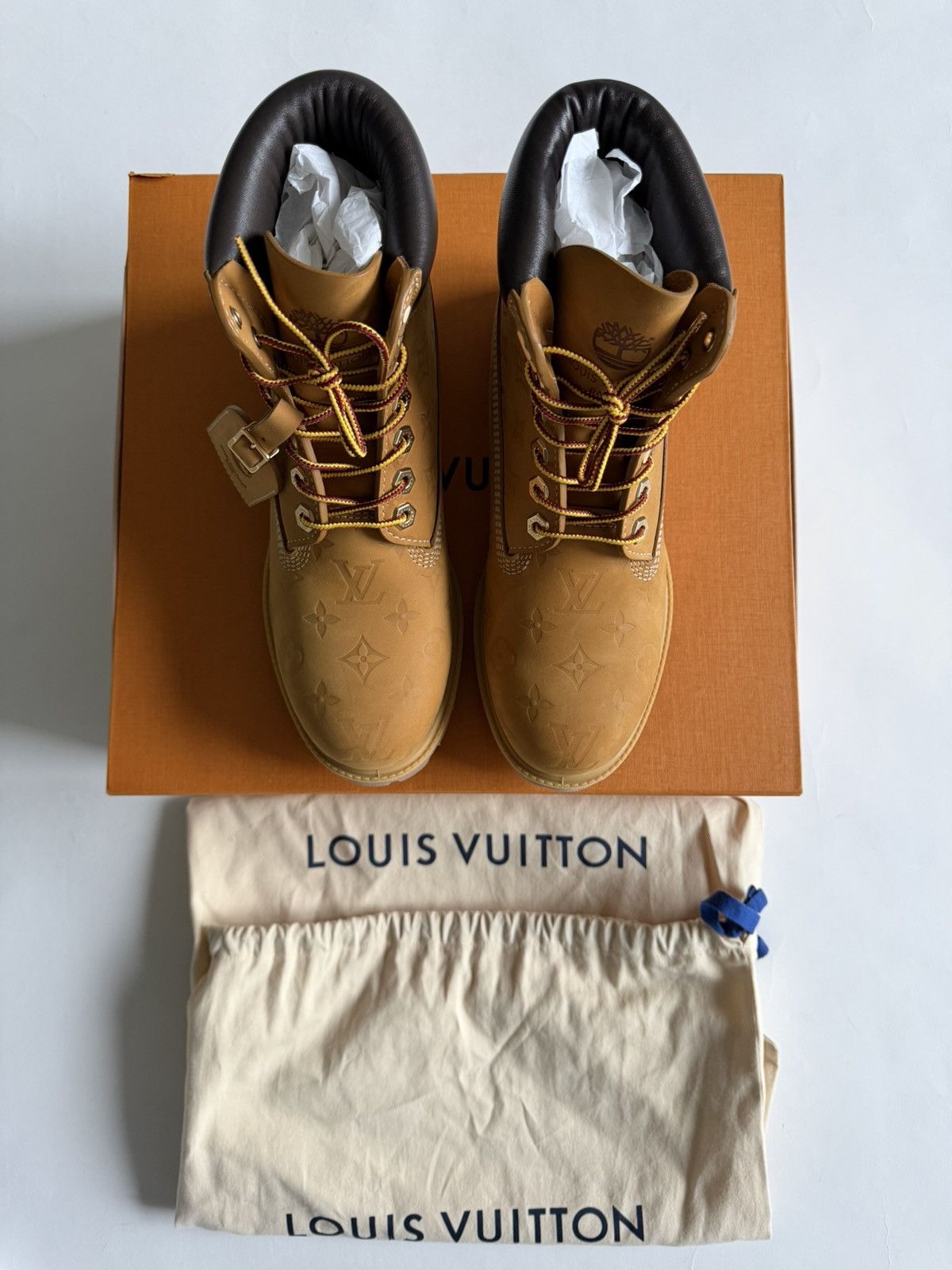 Louis Vuitton × Timberland Louis Vuitton Timberland Monogram 6 Inch Boot Size US 9 / EU 42 - 3 Thumbnail