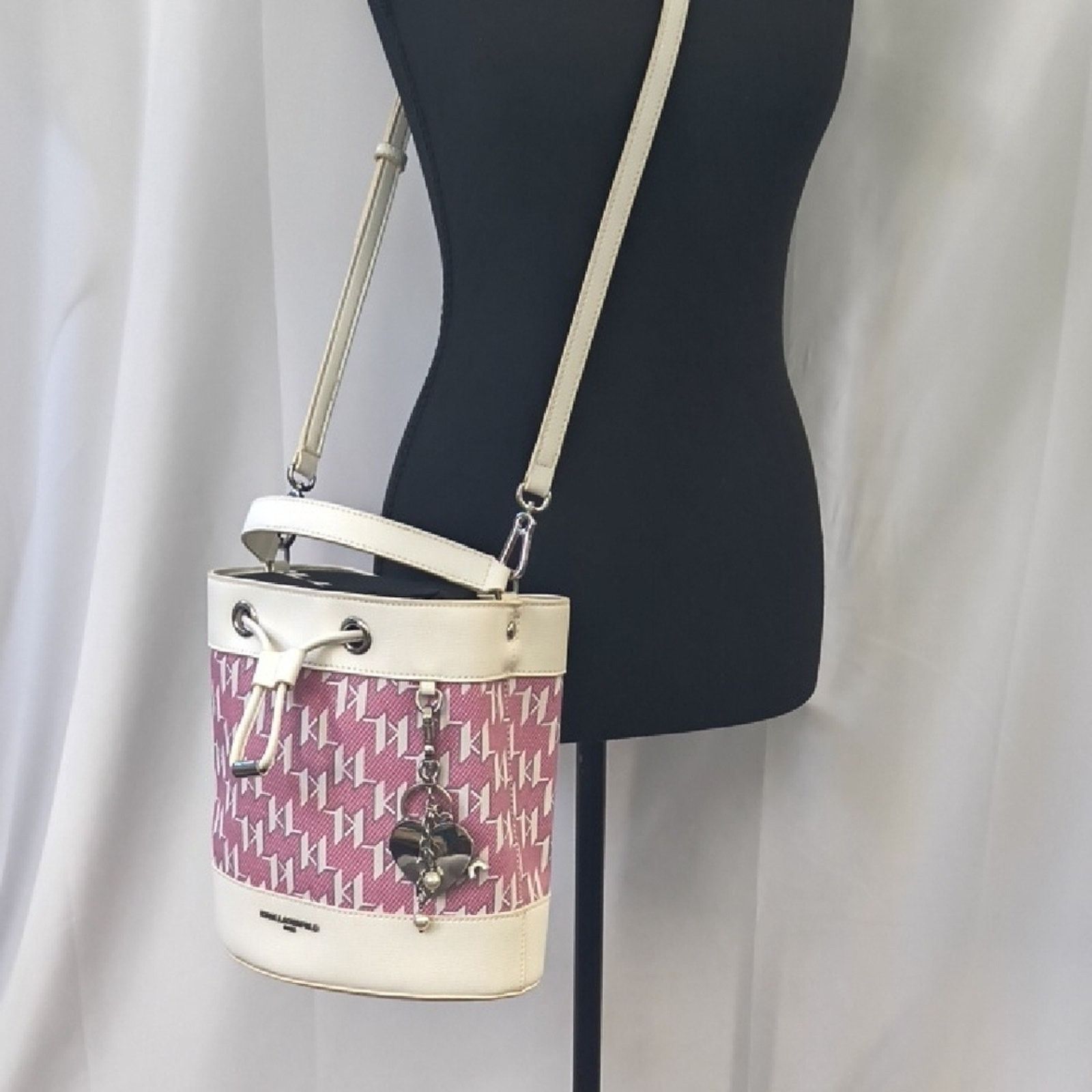 Karl Lagerfeld Like New Karl Lagerfield Paris Signature Leather Bucket Bag Size ONE SIZE - 8 Thumbnail