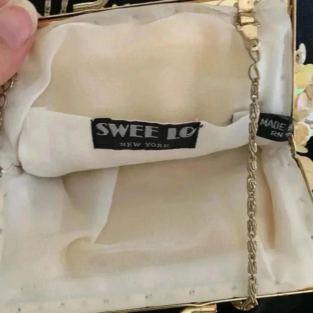 Designer Vintage Sweet Love Sequin Evening Bag Size ONE SIZE - 3 Thumbnail