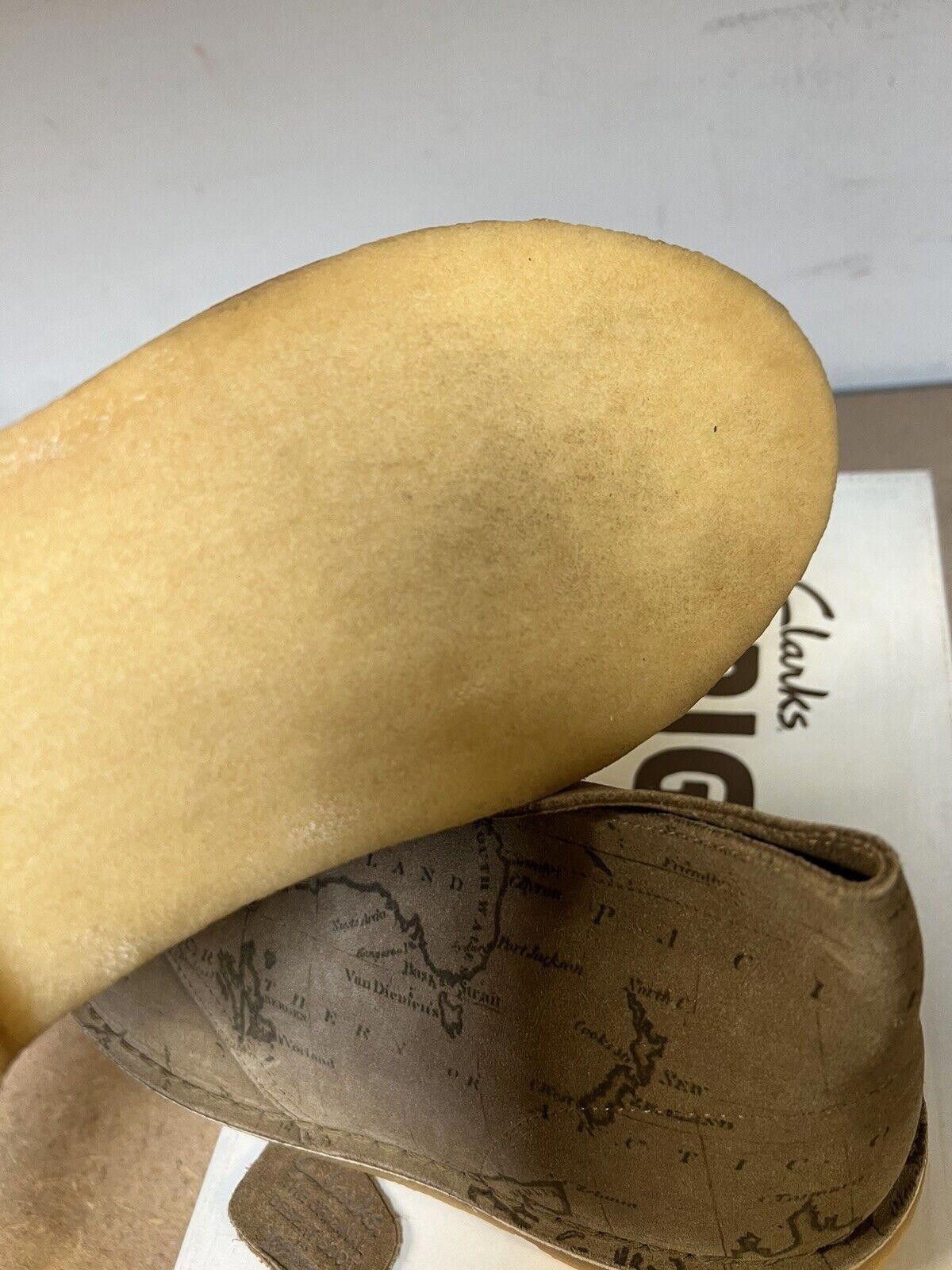 Supreme SS13 Supreme Clarks Desert Map Tan Suede Chukka Boots 65938 Size US 10 / EU 43 - 7 Thumbnail