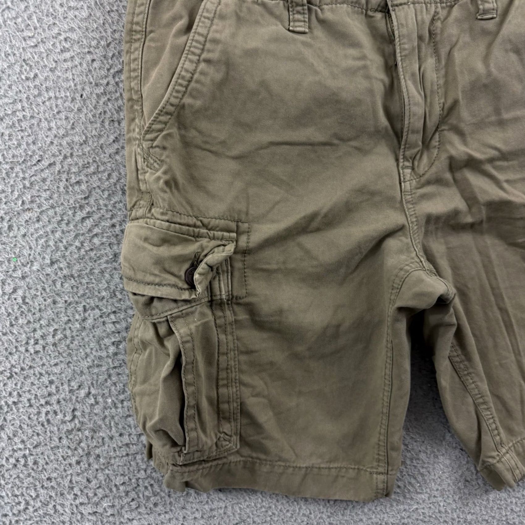 American Eagle Outfitters VINTAGE American Eagle Shorts Mens 32 Cargo Classic Chino 10” Brown Pallet Plaid Outdoor Workwear Shorts Mens Size US 32 / EU 48 - 3 Thumbnail