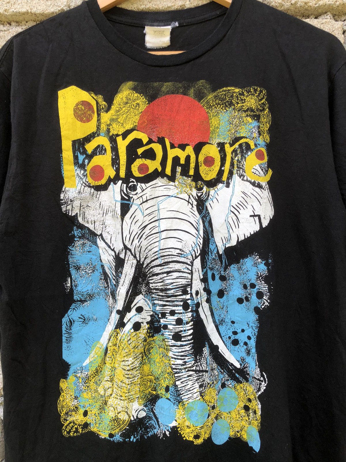 Band Tees Vintage Y2K Paramore Elephant Calourful Band Merc Tee Size US L / EU 52-54 / 3 - 4 Thumbnail