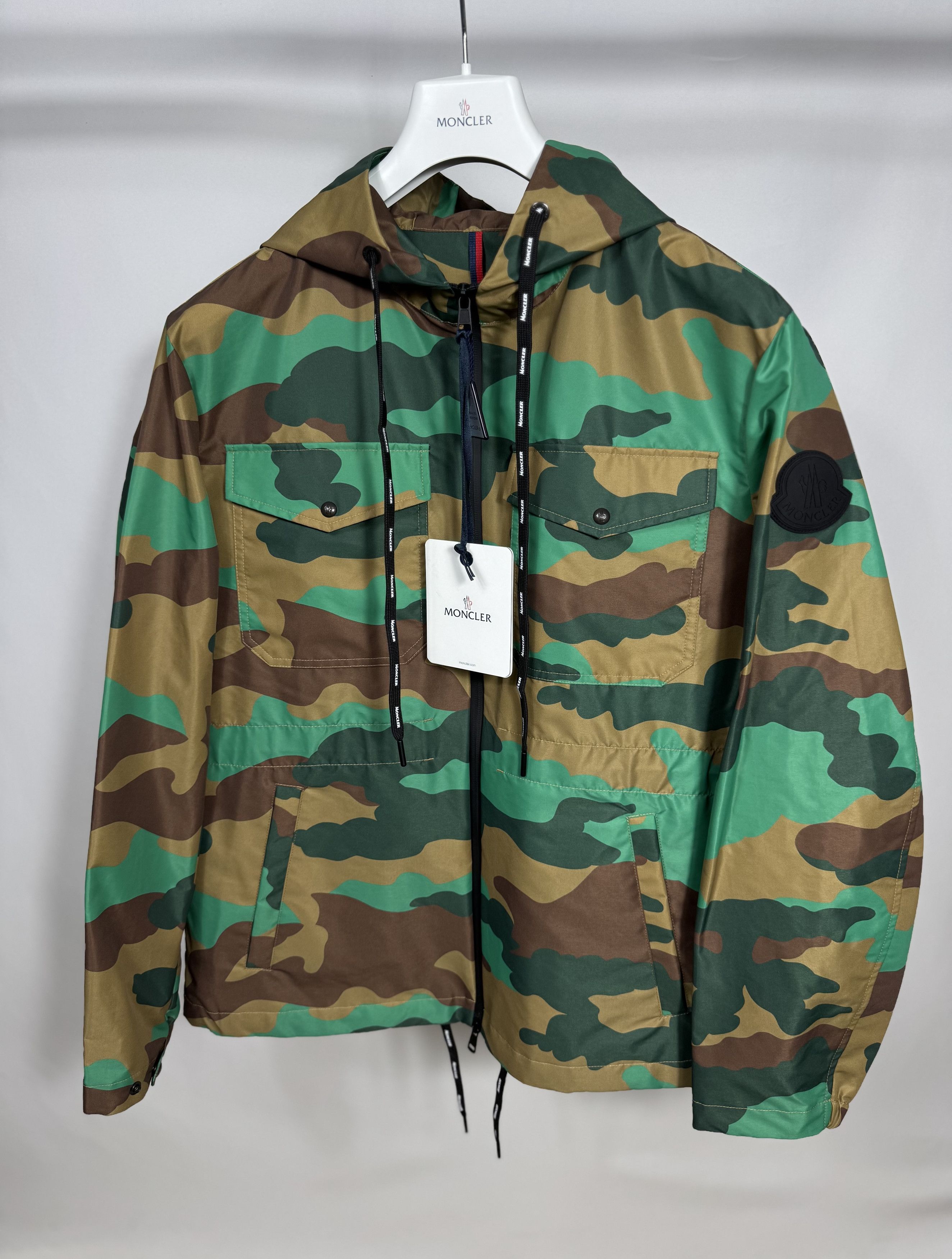 Moncler Moncler Carion Camo Jacket Size US XL / EU 56 / 4 - 1 Thumbnail