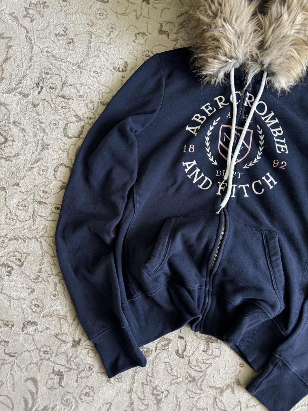 Abercrombie & Fitch Vintage y2k Abercrombie & Fitch Fur Zip Hoodie Ifsixwasnine Size L / US 10 / IT 46 - 3 Thumbnail