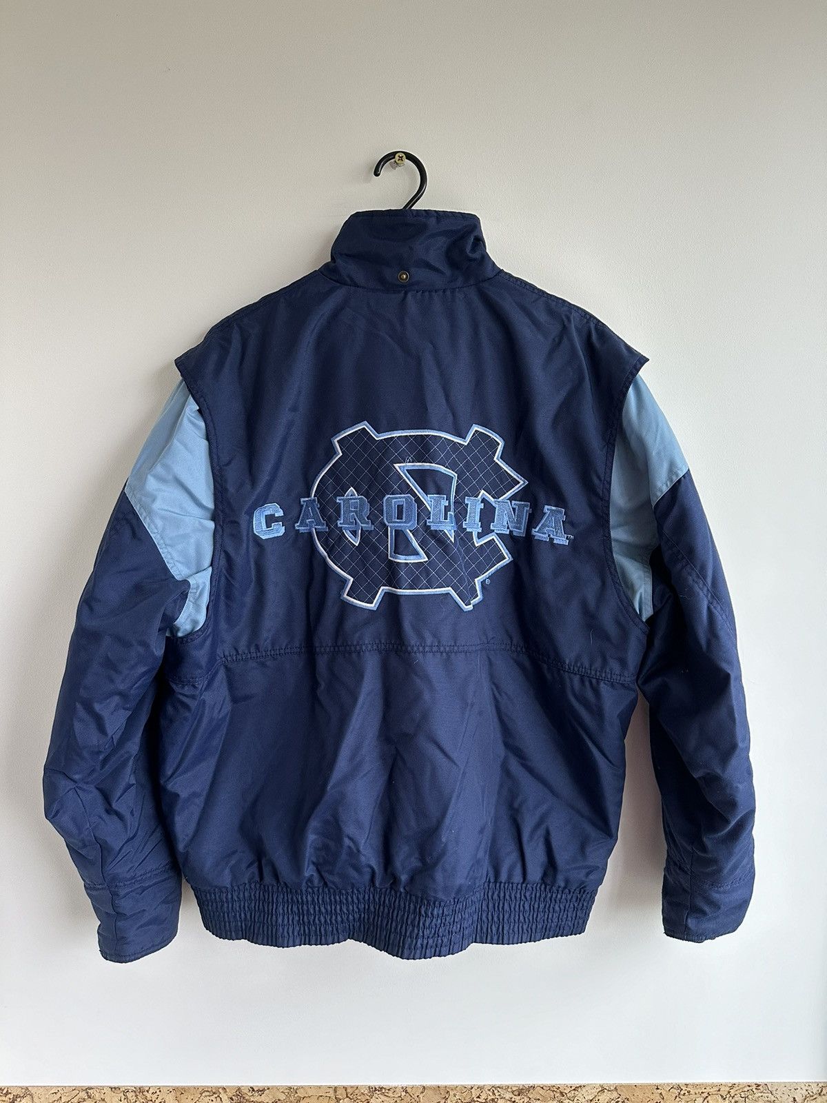Nike Nike Vintage North Carolina Down Puffer Jacket Mens L NCAA Size US L / EU 52-54 / 3 - 2 Thumbnail