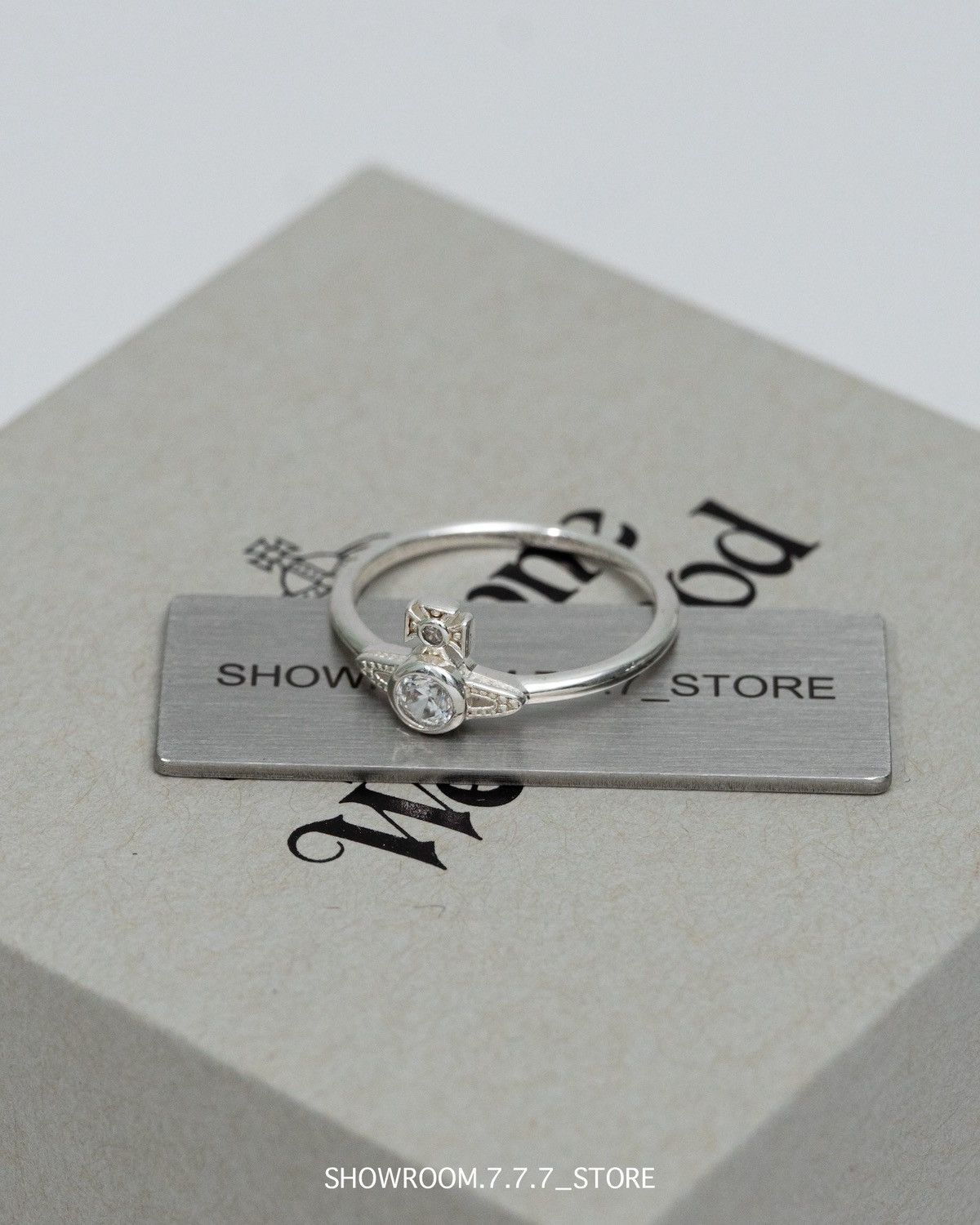 Vivienne Westwood Vivienne Westwood London Orb Ring Size ONE SIZE - 2 Thumbnail