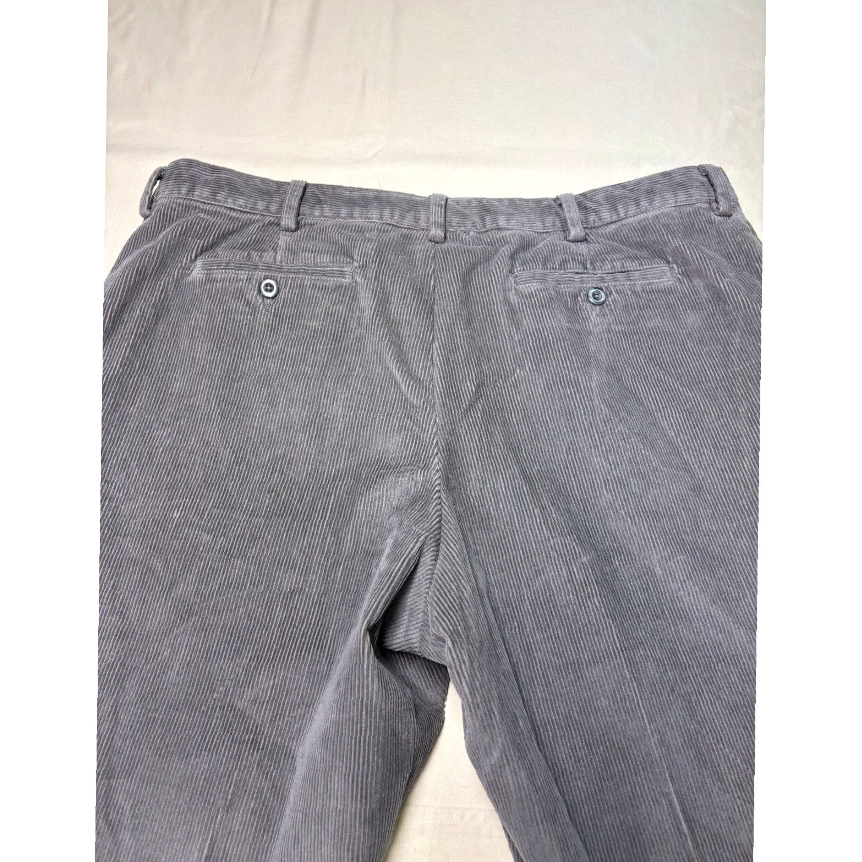 Vintage L.L. Bean Mens Gray Corduroy Pants Classic Khakis 44x28 Cotton Stretch 5-Pocket Workwear Casual Mens Size US 44 / EU 60 - 7 Thumbnail