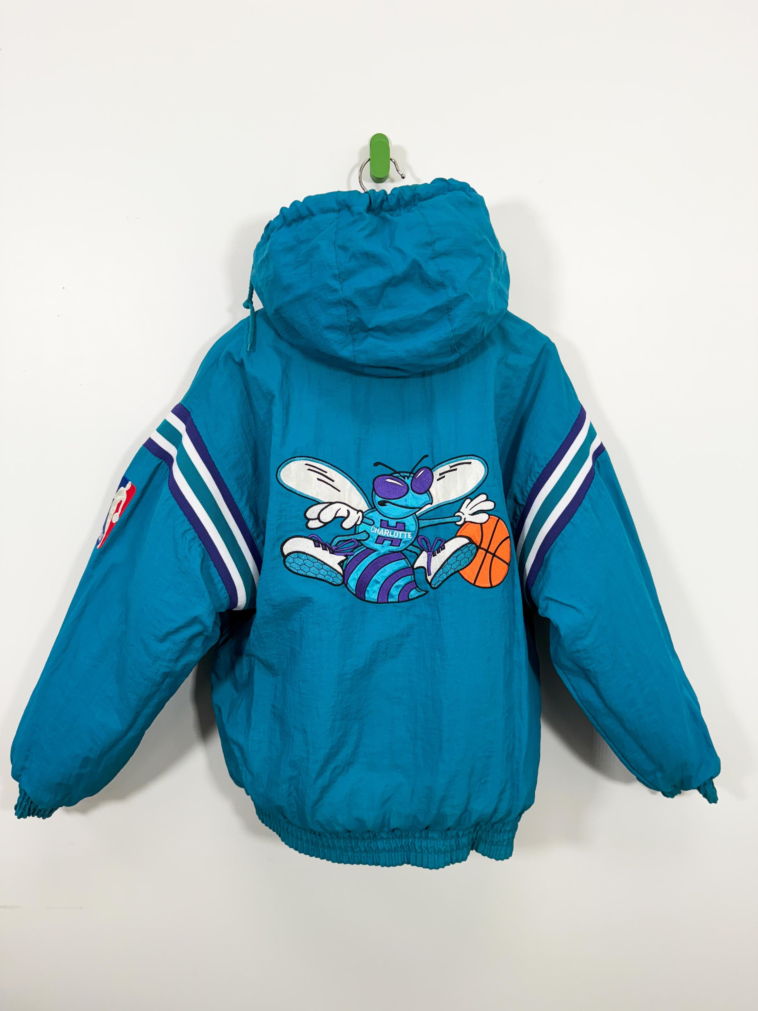 NBA × Pro Player × Vintage 90s Charlotte Hornets Reversible Jacket Size Medium NBA Melo Size US M / EU 48-50 / 2 - 3 Thumbnail