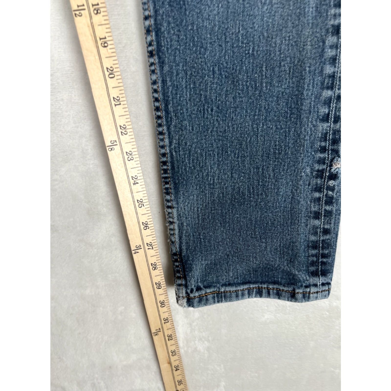 Levi's VINTAGE Levi’s 505 Jeans Blue Denim Size 34x30 Regular Fit Men Medium Wash Stain USA 90s Mexico Size US 34 / EU 50 - 7 Thumbnail