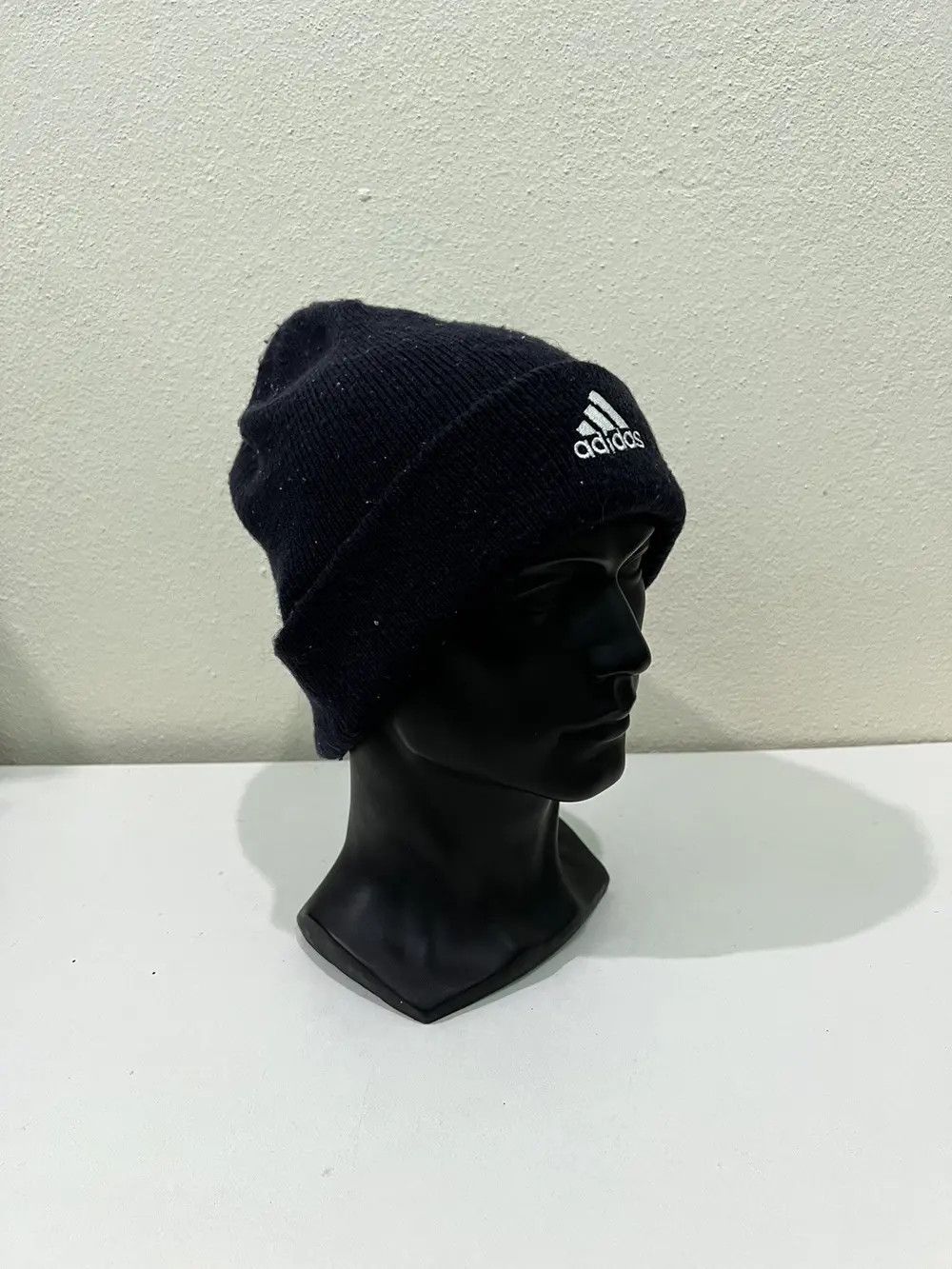 Adidas Vintage adidas Spell Out Beanie Hat Size ONE SIZE - 4 Thumbnail
