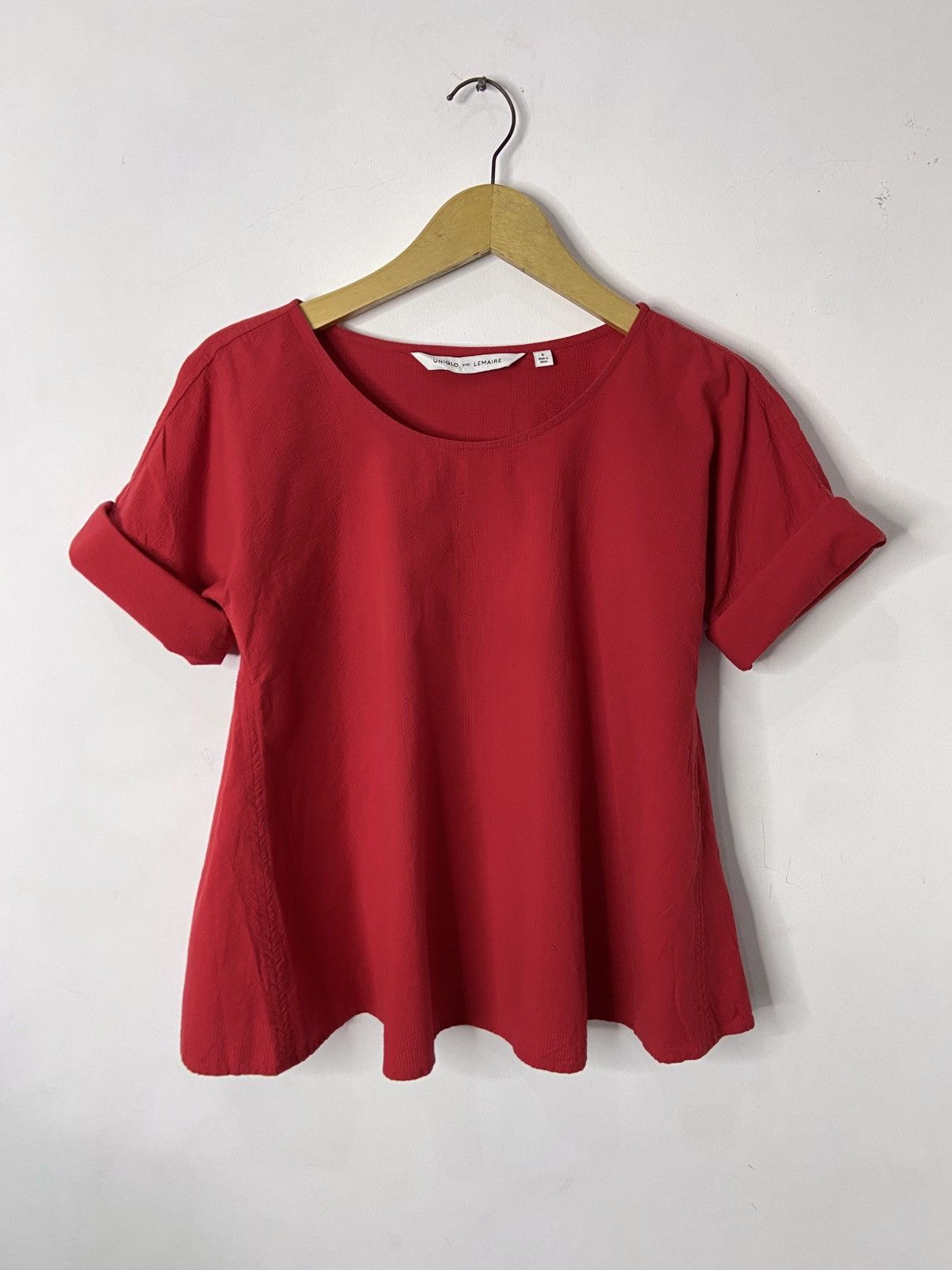 Lemaire × Uniqlo Uniqlo and Lemaire 2016 Seersucker Roll Sleeve Blouse Red Size S / US 4 / IT 40 - 1 Thumbnail