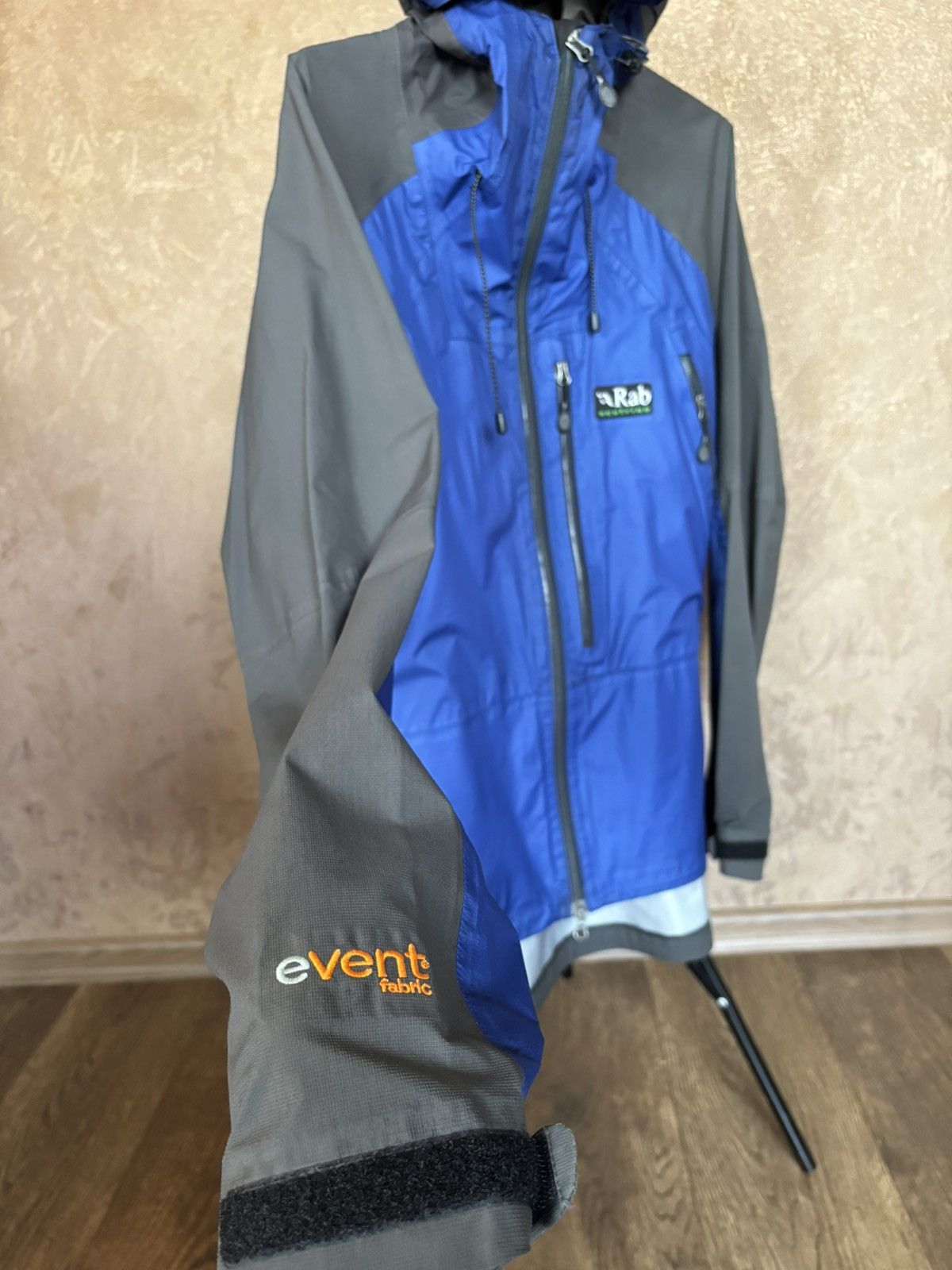 Rab Membrane Jacket Rab Neutrino Event Fabric Size US L / EU 52-54 / 3 - 3 Thumbnail