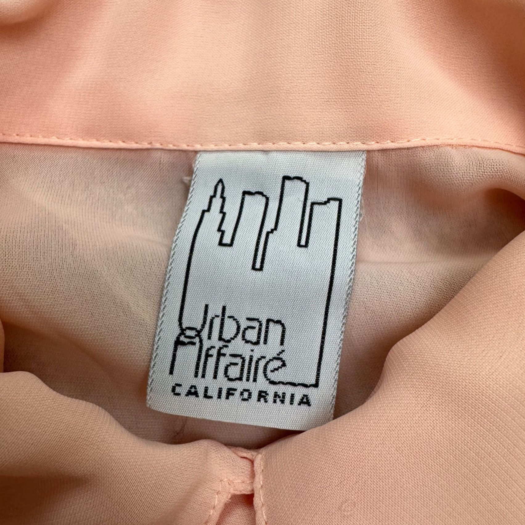 Vintage VINTAGE Urban Affaire Blouse 80's 14 Peach Hidden Button Down Pleat Sheer Womens Size XL / US 12-14 / IT 48-50 - 7 Thumbnail
