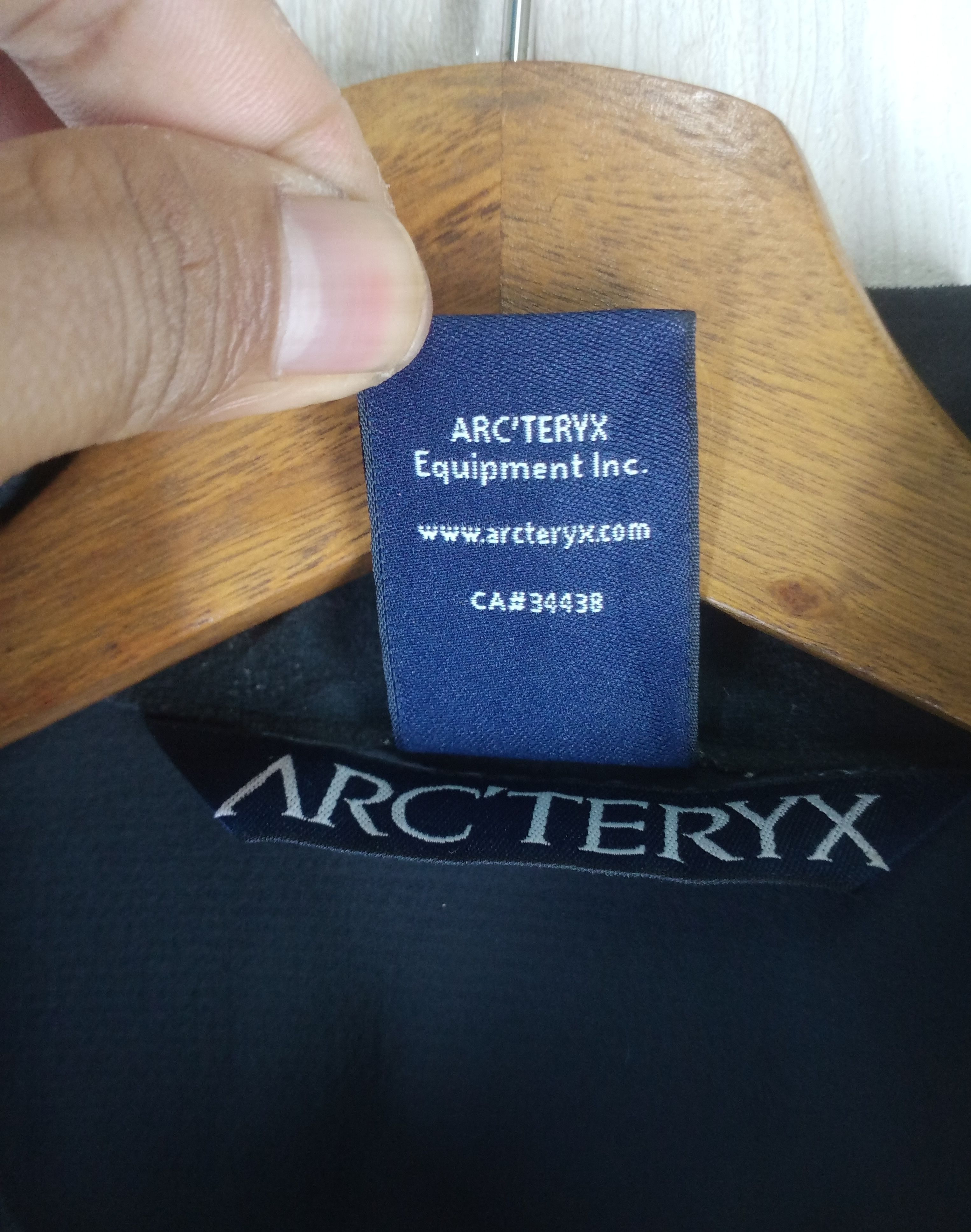 Arc'teryx Rare Vintage Arc'terys Reflect Logo Light Jacket Size US L / EU 52-54 / 3 - 7 Thumbnail