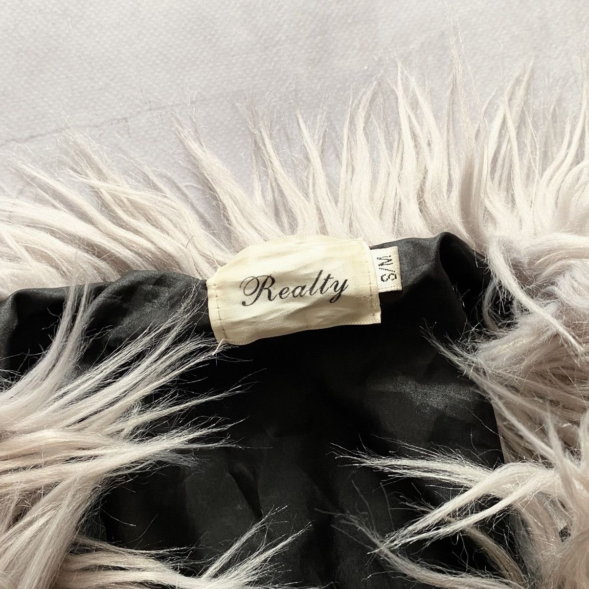 If Six Was Nine Crazy Opium Fuzzy Cropped Faux Fur Gradient Y2K Jacket Size S / US 4 / IT 40 - 7 Thumbnail