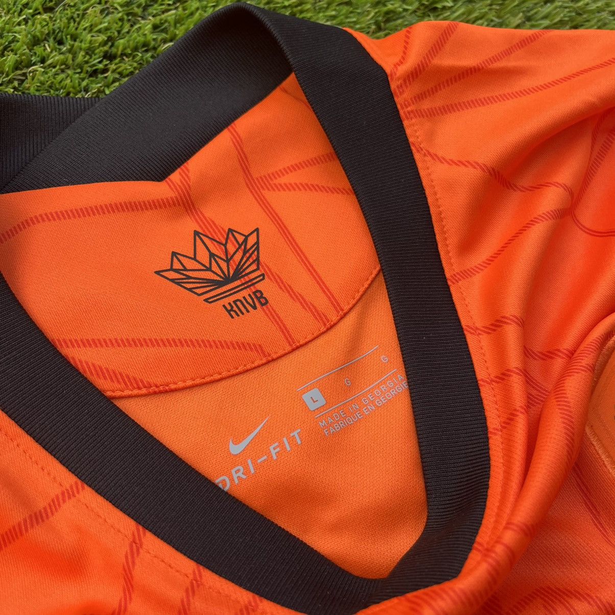 Nike Netherlands 2020-22 Home Jersey Nike Football Soccer Vintage Size US L / EU 52-54 / 3 - 9 Thumbnail