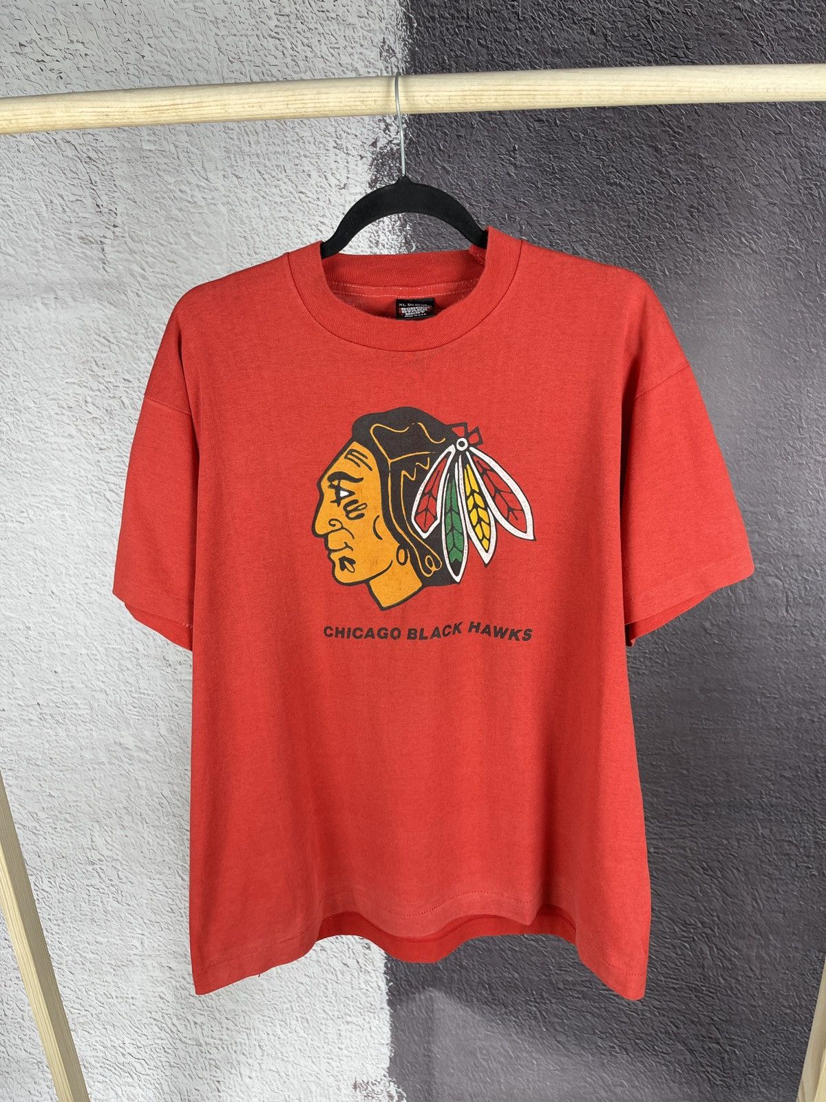 NHL Screen Stars made in USA Chicago Black Hawks tee shirts Size US XL / EU 56 / 4 - 1 Thumbnail