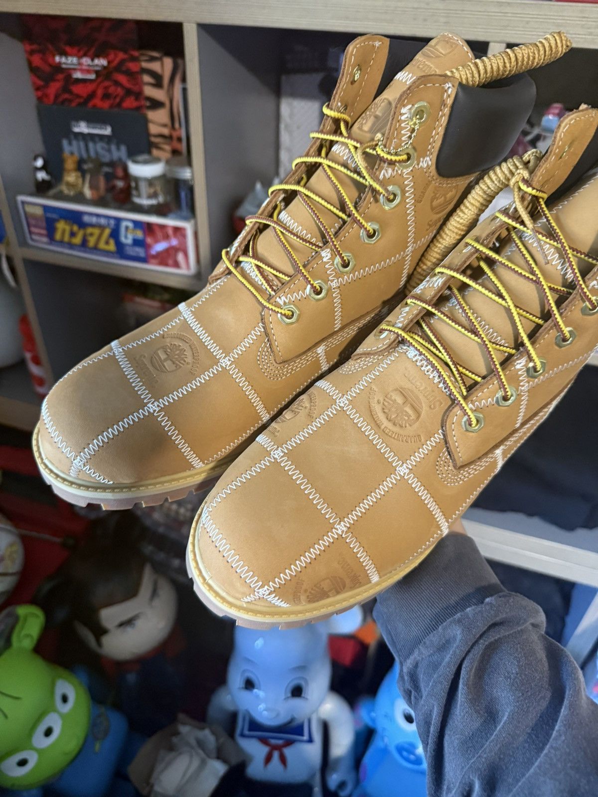 Supreme × Timberland Supreme Wheat 6” Timberland Boot FW25 Size US 10.5 / EU 43-44 - 2 Thumbnail