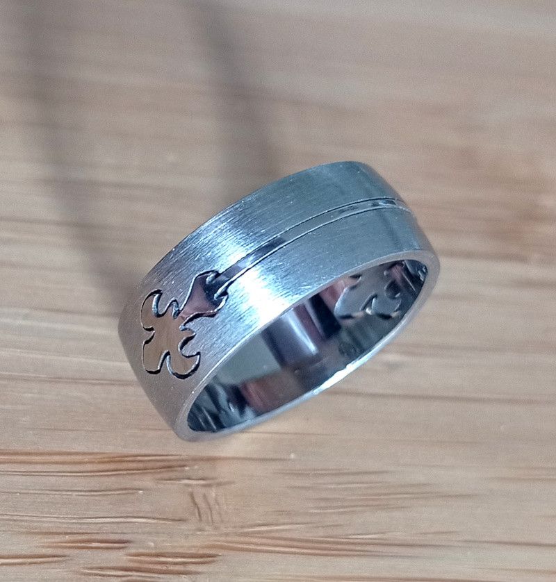 Vintage Vintage Punk Emboss Floral Cross Silver Goth Ring Unique Size ONE SIZE - 1 Thumbnail