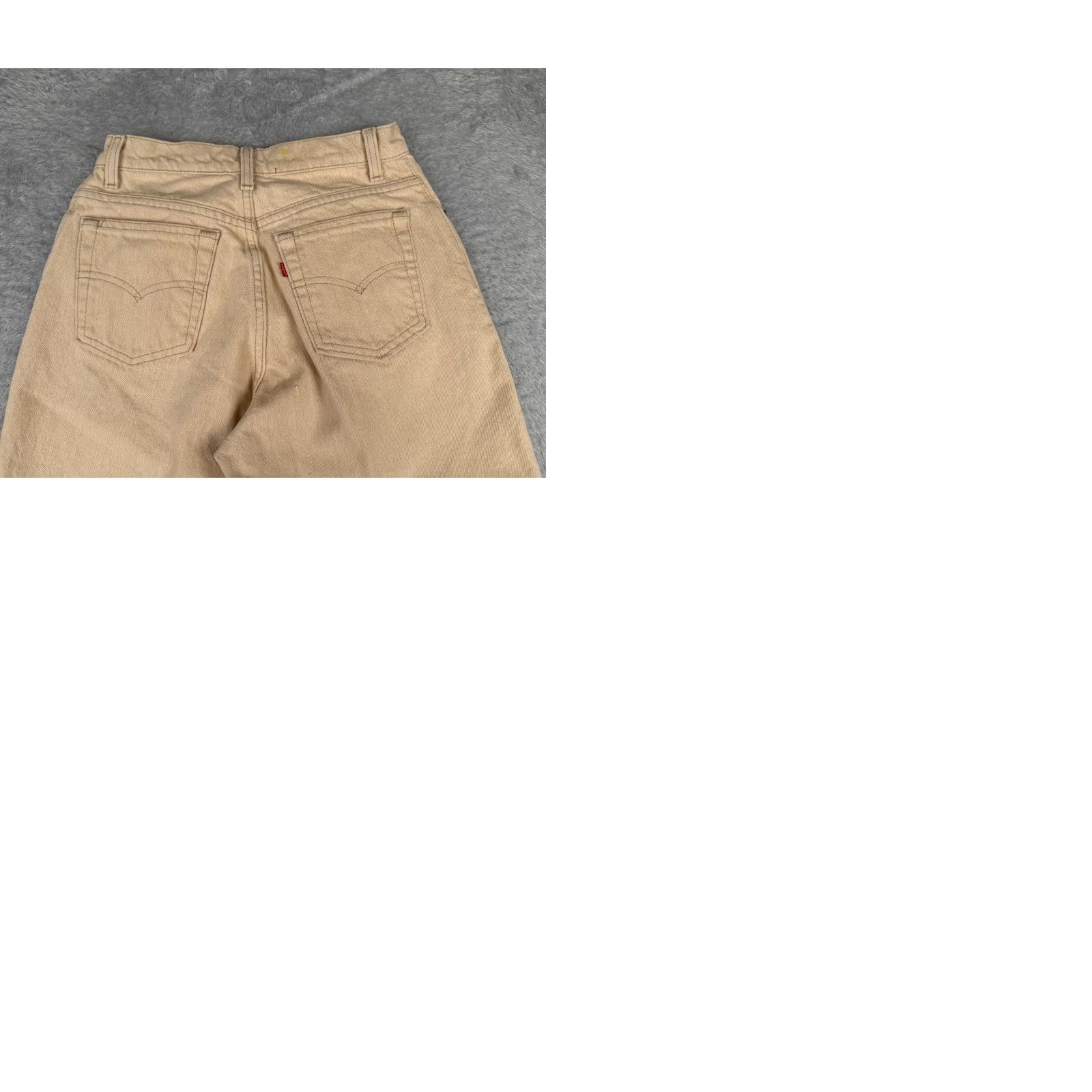 Levi's VINTAGE Levi's Jeans Womens 6 Beige Mom Jean High Rise Tapered 1993 90's Cotton, Levi's, Jeans, Womens, 6, Beige, High Rise, Tapered, 90s, Cotton Size 28" / US 6 / IT 42 - 10 Thumbnail