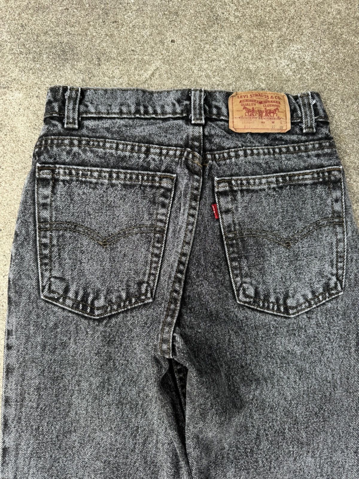Levi's × Vintage Vtg 90’s Levi’s 505 Buttonfly Acid Black Jeans Student 26x32 Size 26" / US 2 / IT 38 - 8 Thumbnail
