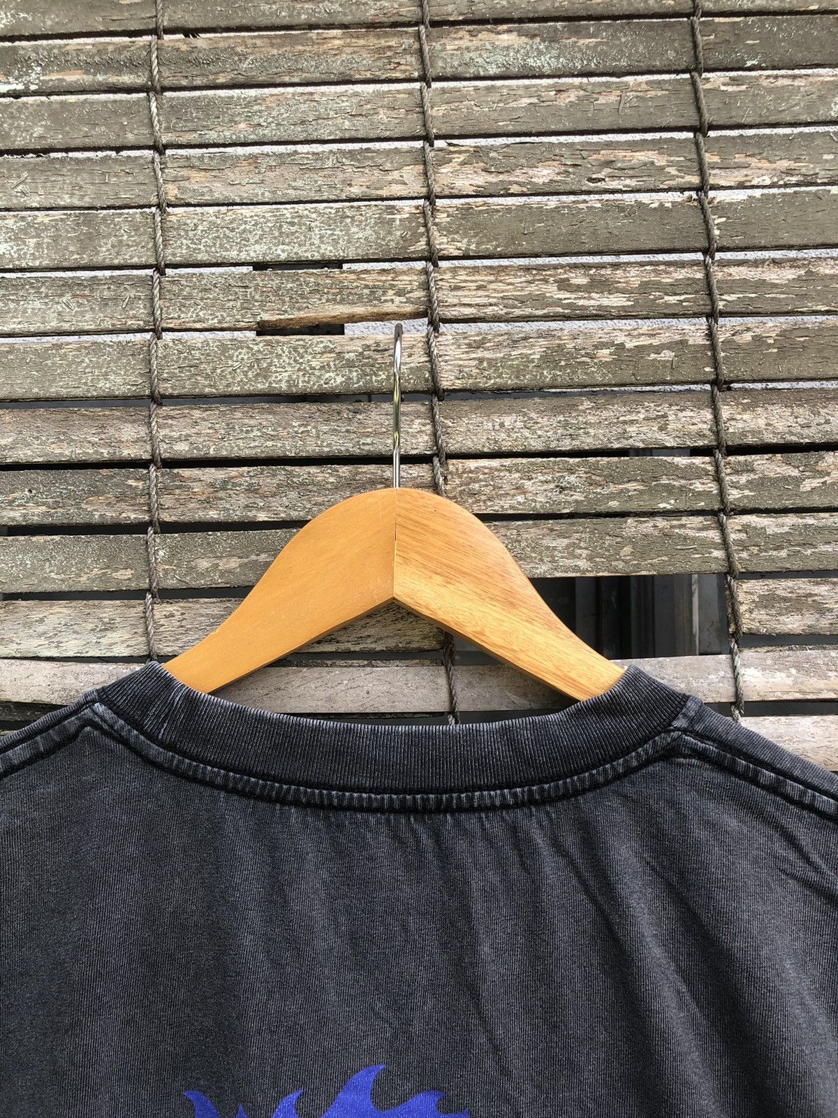 Vintage Crazy Vintage Y2K Sunfaded Rip Curl Centre Logo Backhit Tee Size US L / EU 52-54 / 3 - 13 Thumbnail