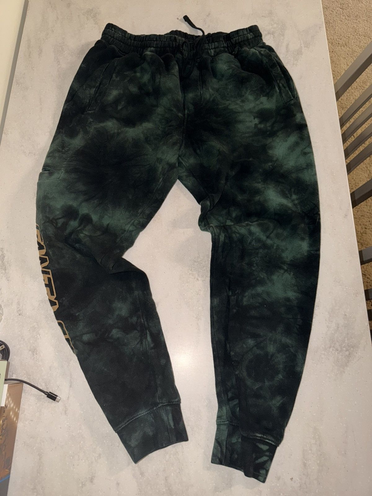 Santa Cruz Skateboards Santa Cruz Joggers Size US 32 / EU 48 - 1 Thumbnail