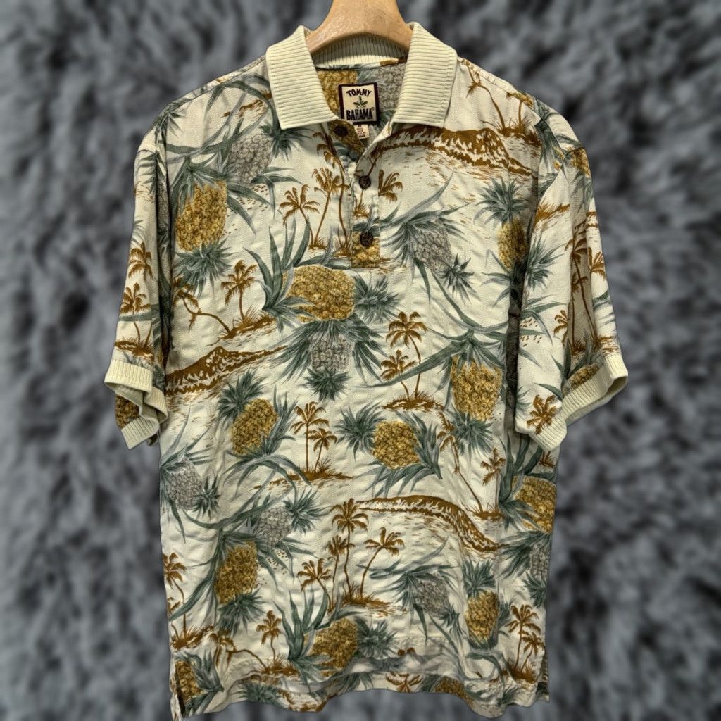 Tommy Bahama TOMMY BAHAMA Silk Polo Shirt Medium AOP Pineapple Short Sleeve Multicolor Mens Size US M / EU 48-50 / 2 - 1 Thumbnail