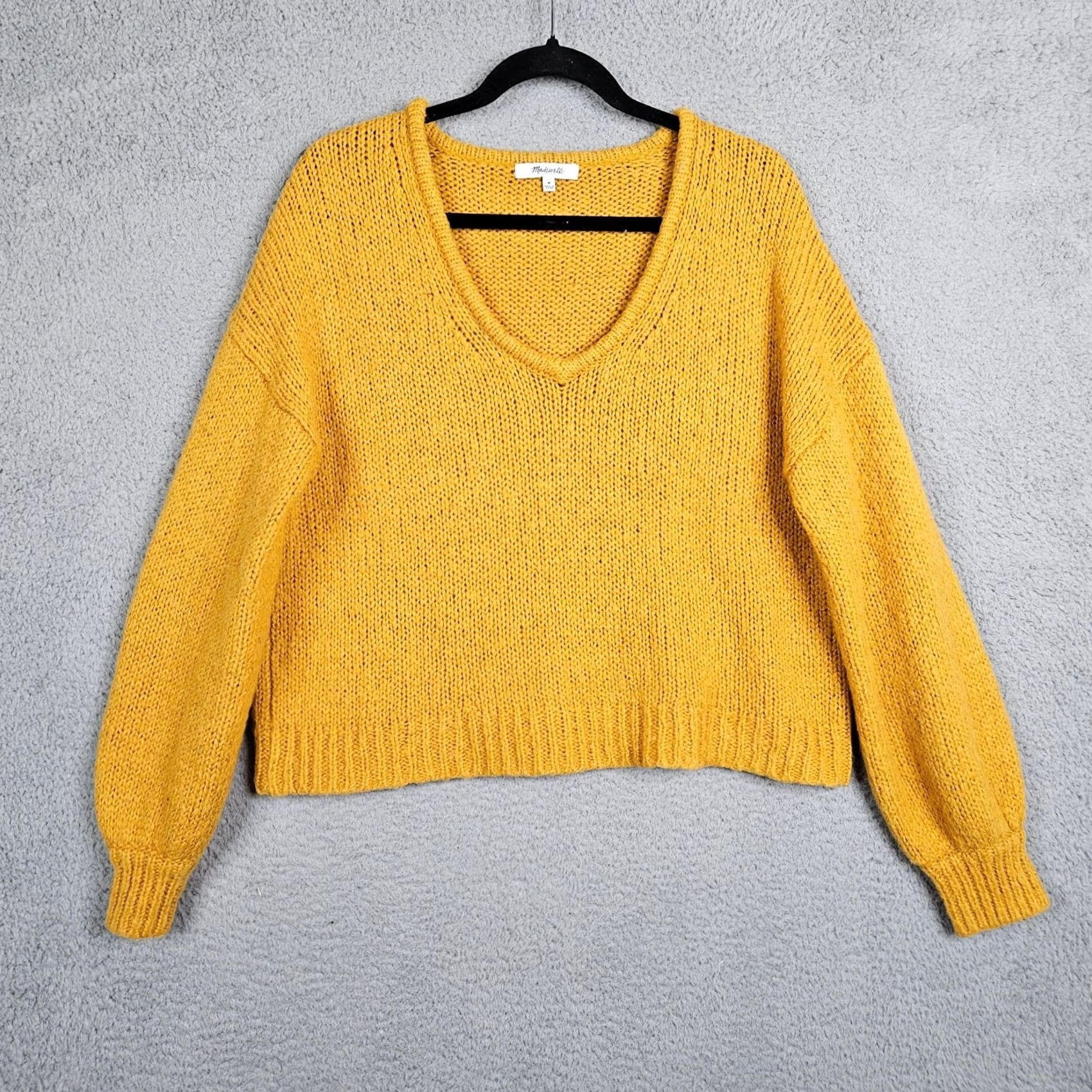 Madewell Madewell Pullover Sweater V-Neck Balloon Sleeve XS? no, M color Yellow Size M Women Unit? Not needed. Size M / US 6-8 / IT 42-44 - 2 Thumbnail