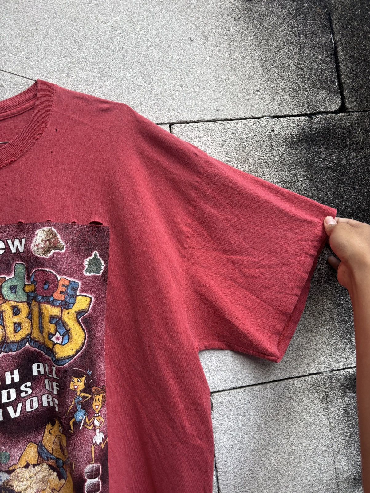 Vintage Thrashed Hood-DEE PEBBLES T Shirt Grunge ERD DISTRESSED Size US XXL / EU 58 / 5 - 5 Thumbnail