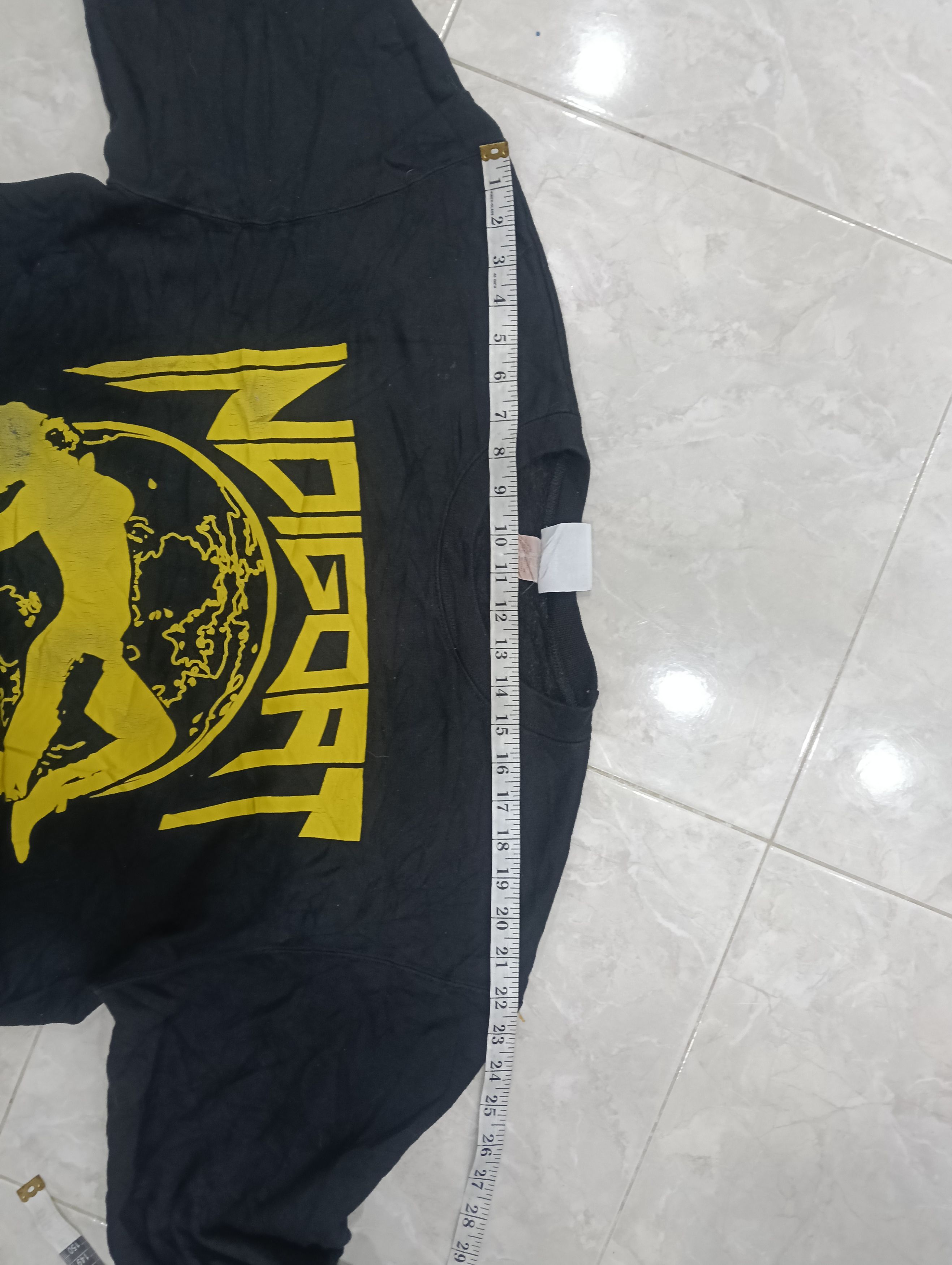Rap Tees Chris Brown Rap Tour X Champion Size US XL / EU 56 / 4 - 10 Thumbnail