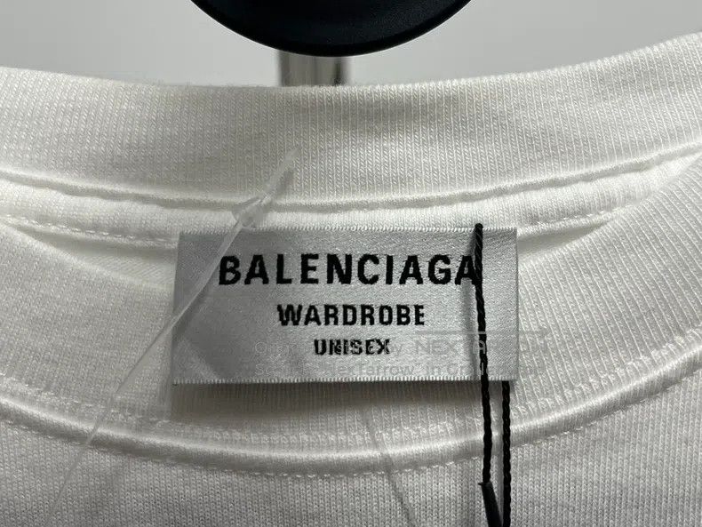Balenciaga Balenciaga White Wave Short Sleeve T-Shirt Size US XS / EU 42 / 0 - 5 Thumbnail